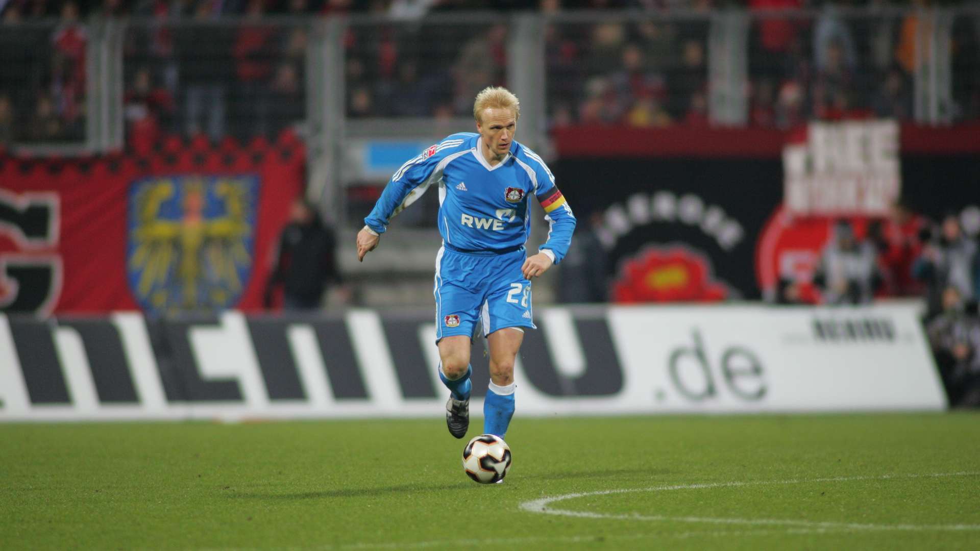 crop_20051210_FCN_B04_023.jpg