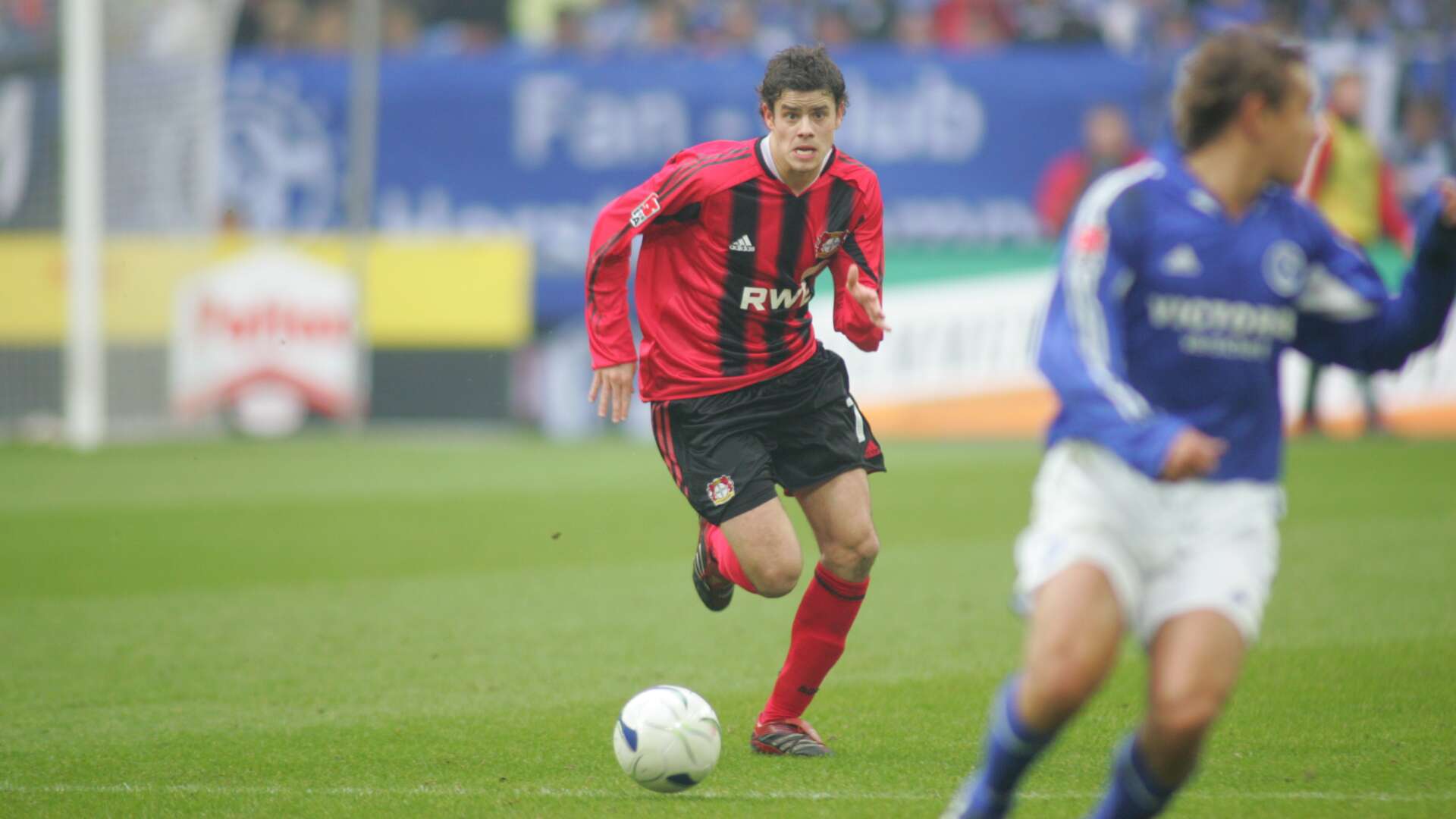 Schalke 04 gegen Bayer 04 im Februar 2006