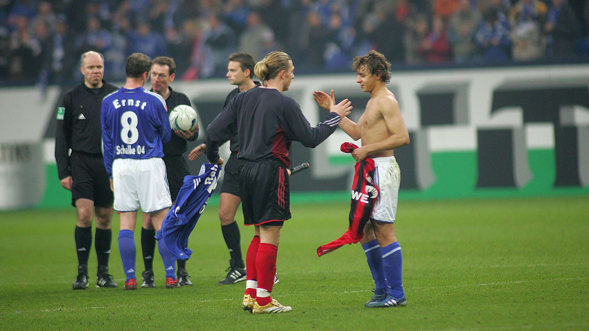 Schalke 04 gegen Bayer 04 im Februar 2006