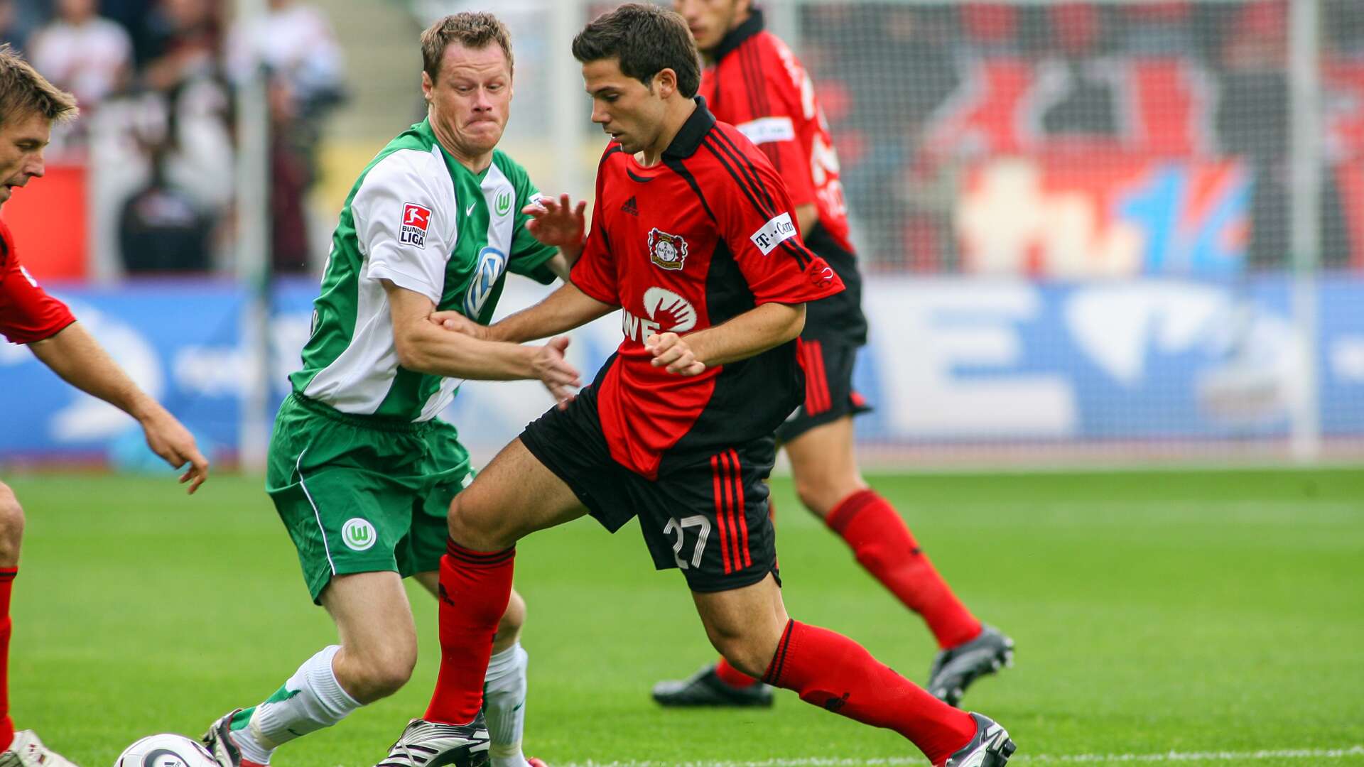Gonzalo Castro und dem ehemaligen Bayer 04-Spieler Jacek Krzynowek