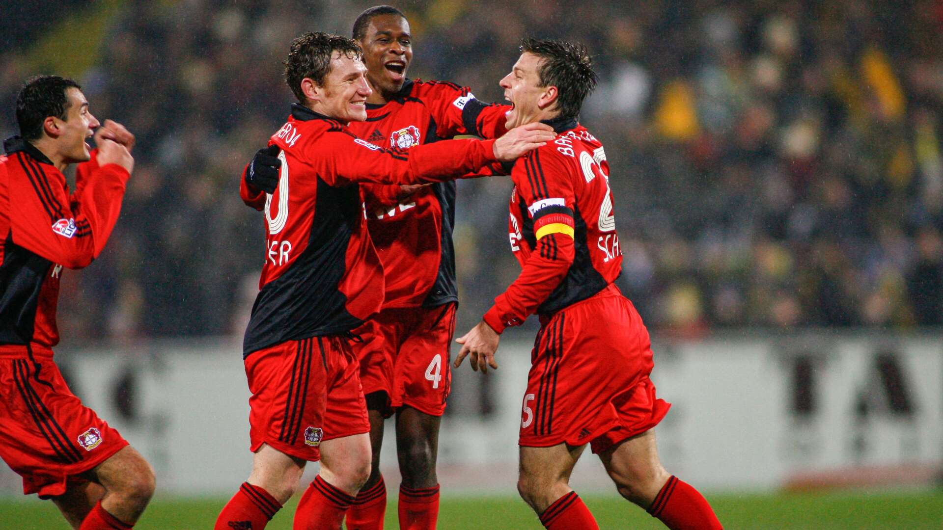 Werkself beim Torjubel