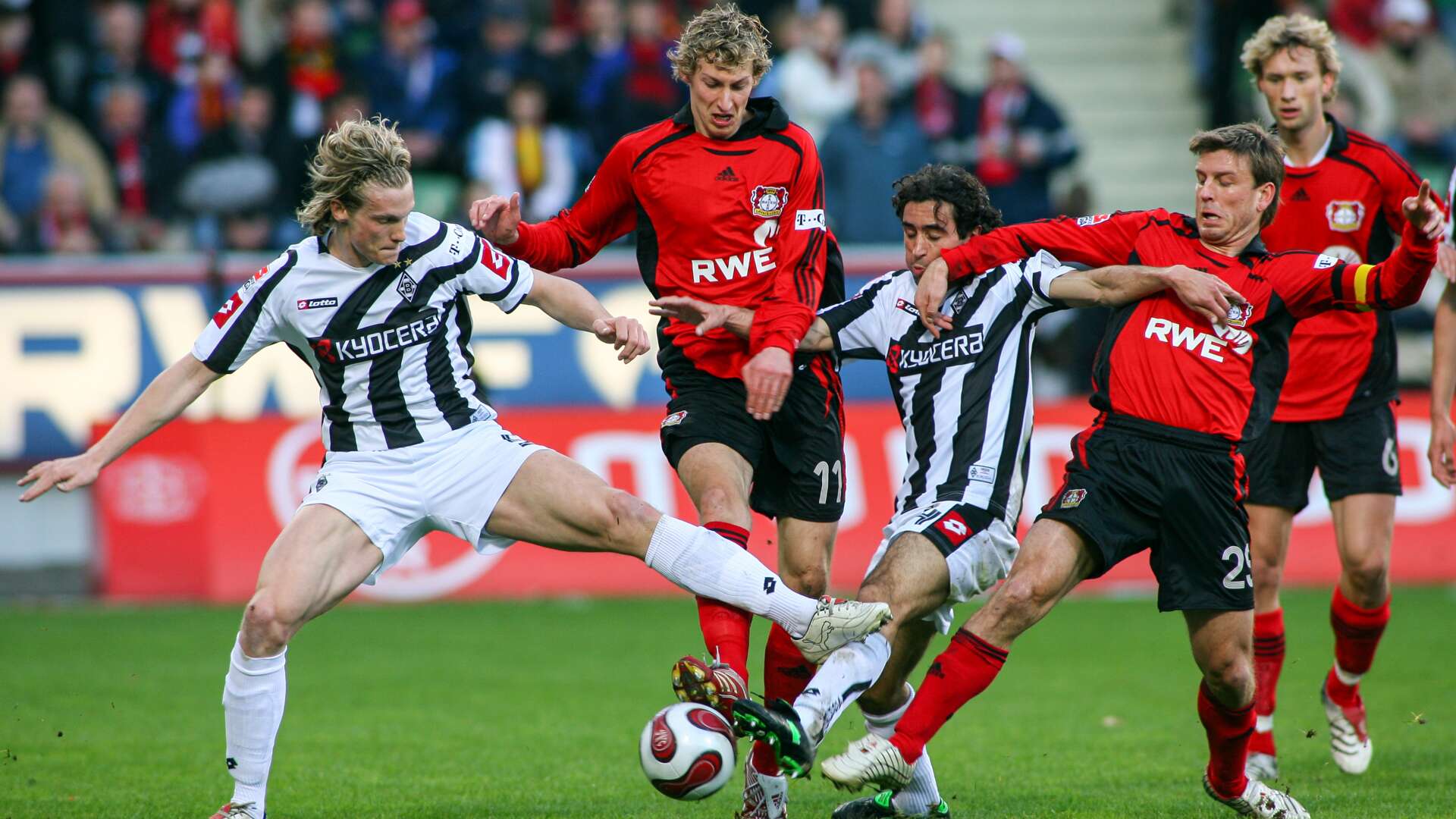 Stefan Kießling (l.) und Bernd Schneider