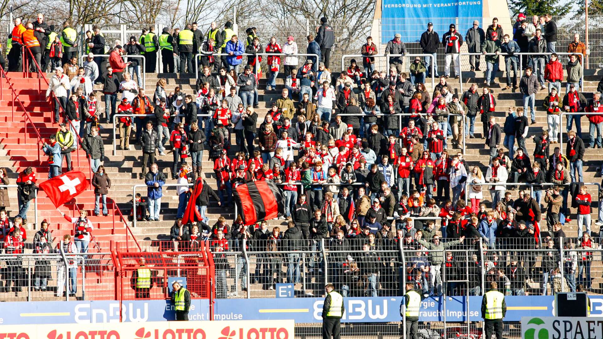 Bayer 04-Fans in Karslruhe