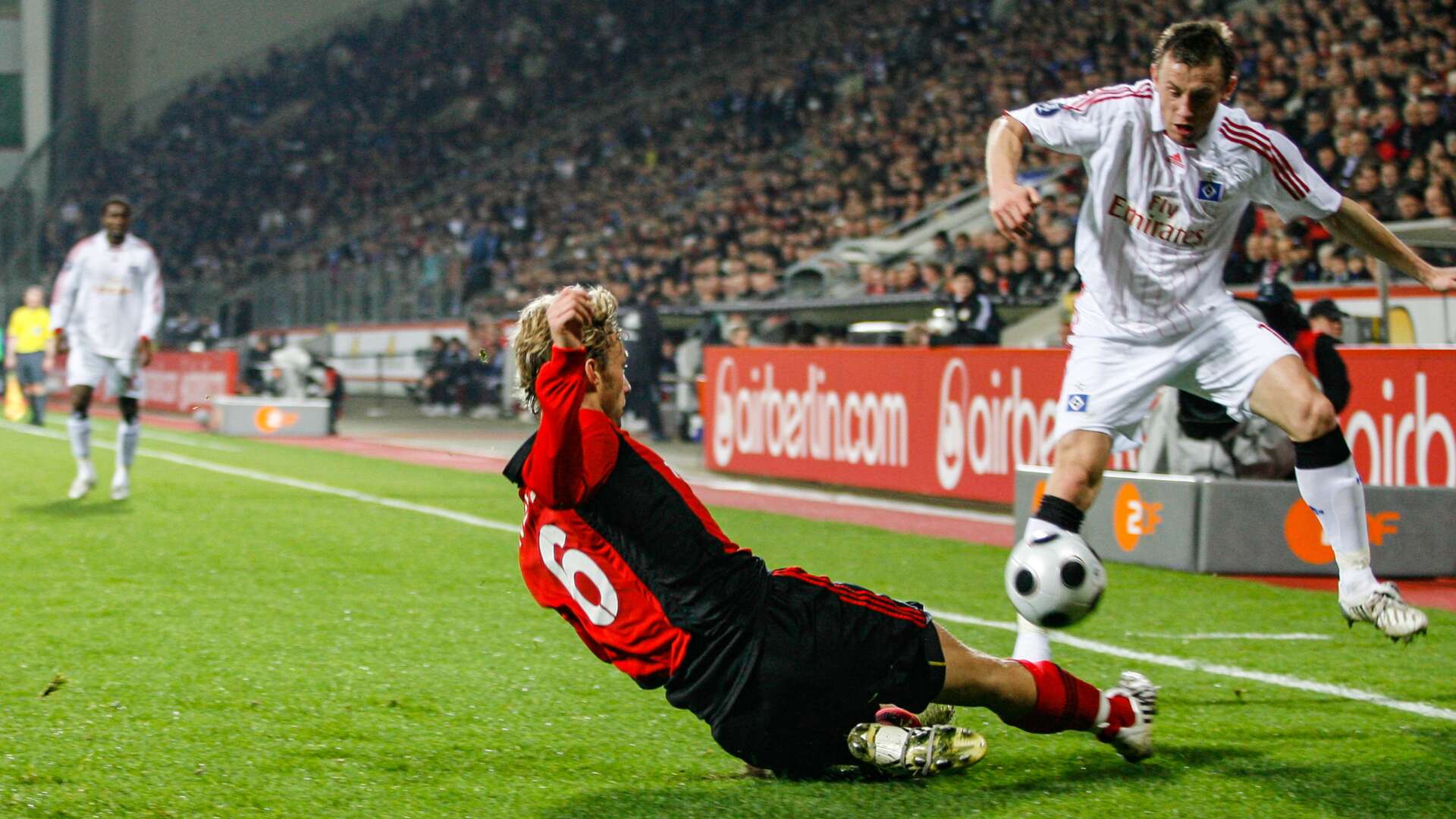 Simon Rolfes gegen Ivica Olic