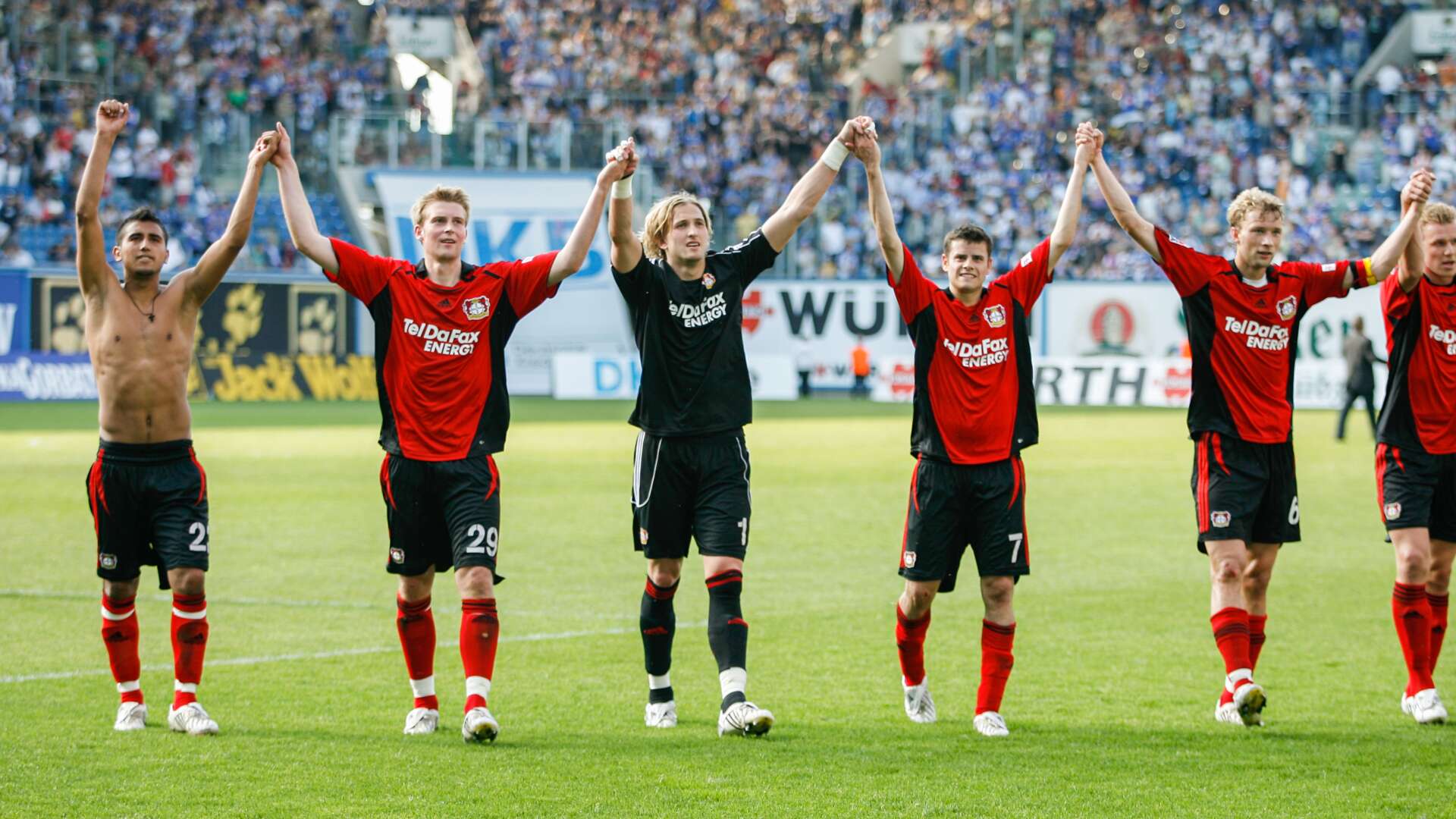 Arturo Vidal, Jan-Ingwer Callsen-Bracker, René Adler, Simon Rolfes und Lukas Sinkiewicz