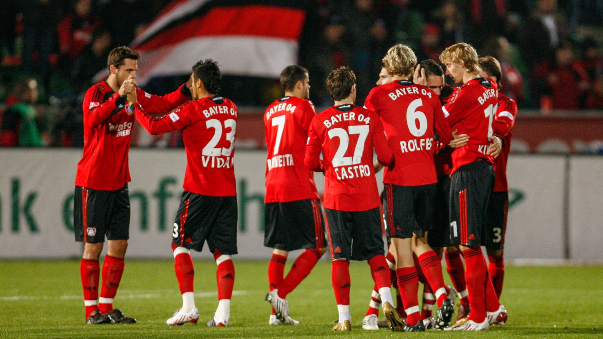 Werkself vor dem Spiel