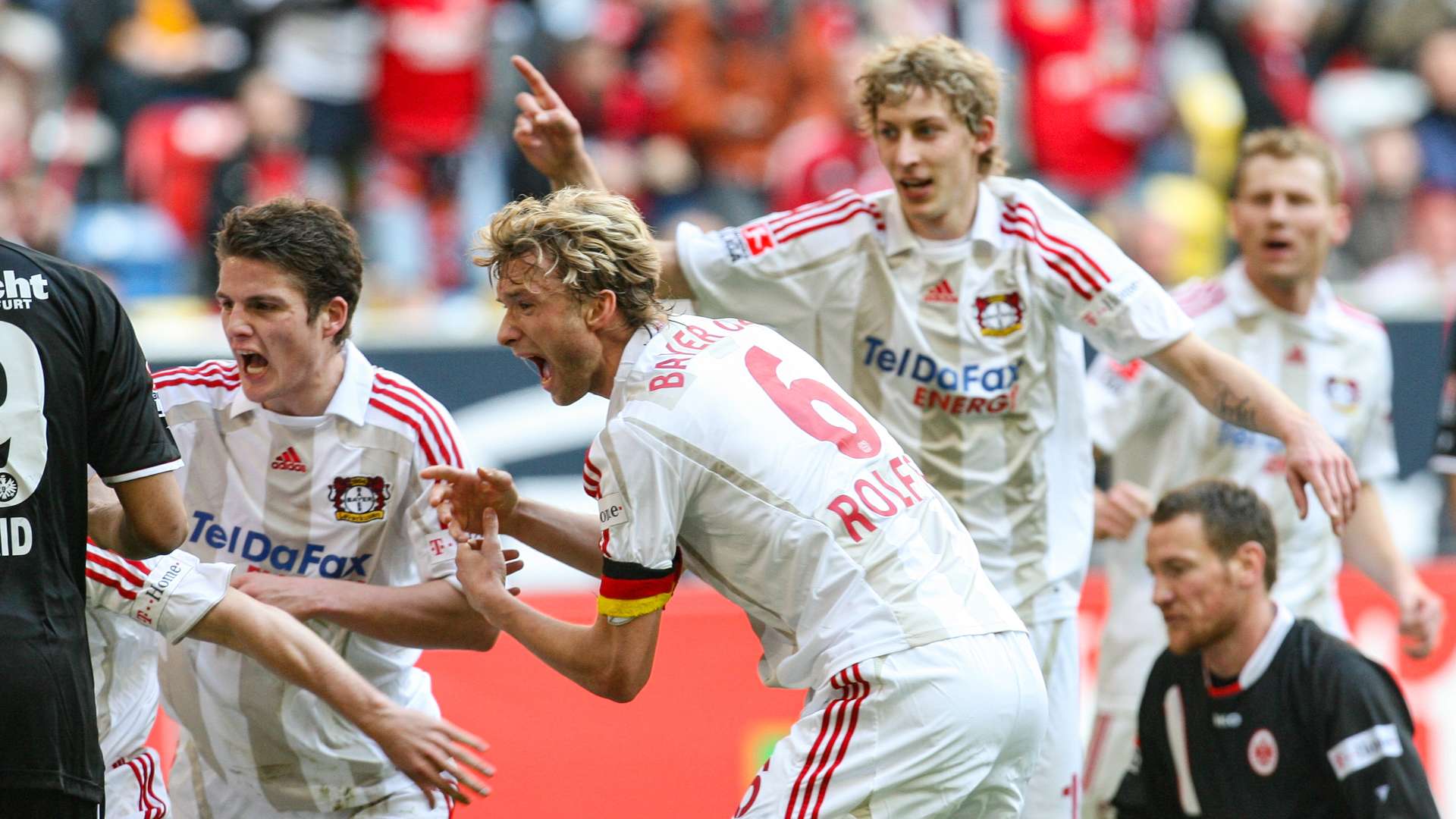 Werkself beim Torjubel