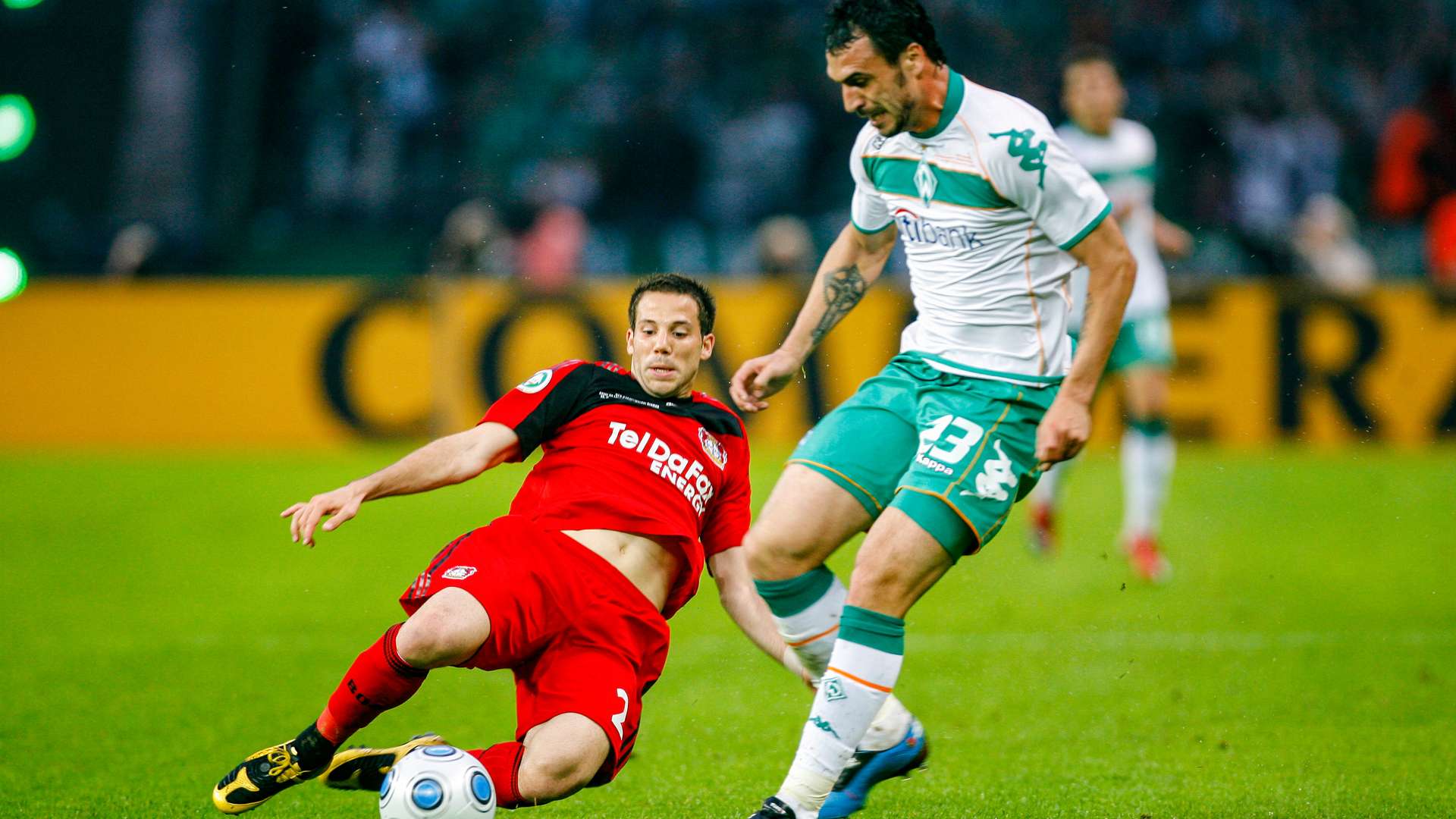 Gonzalo Castro gegen Claudio Pizarro