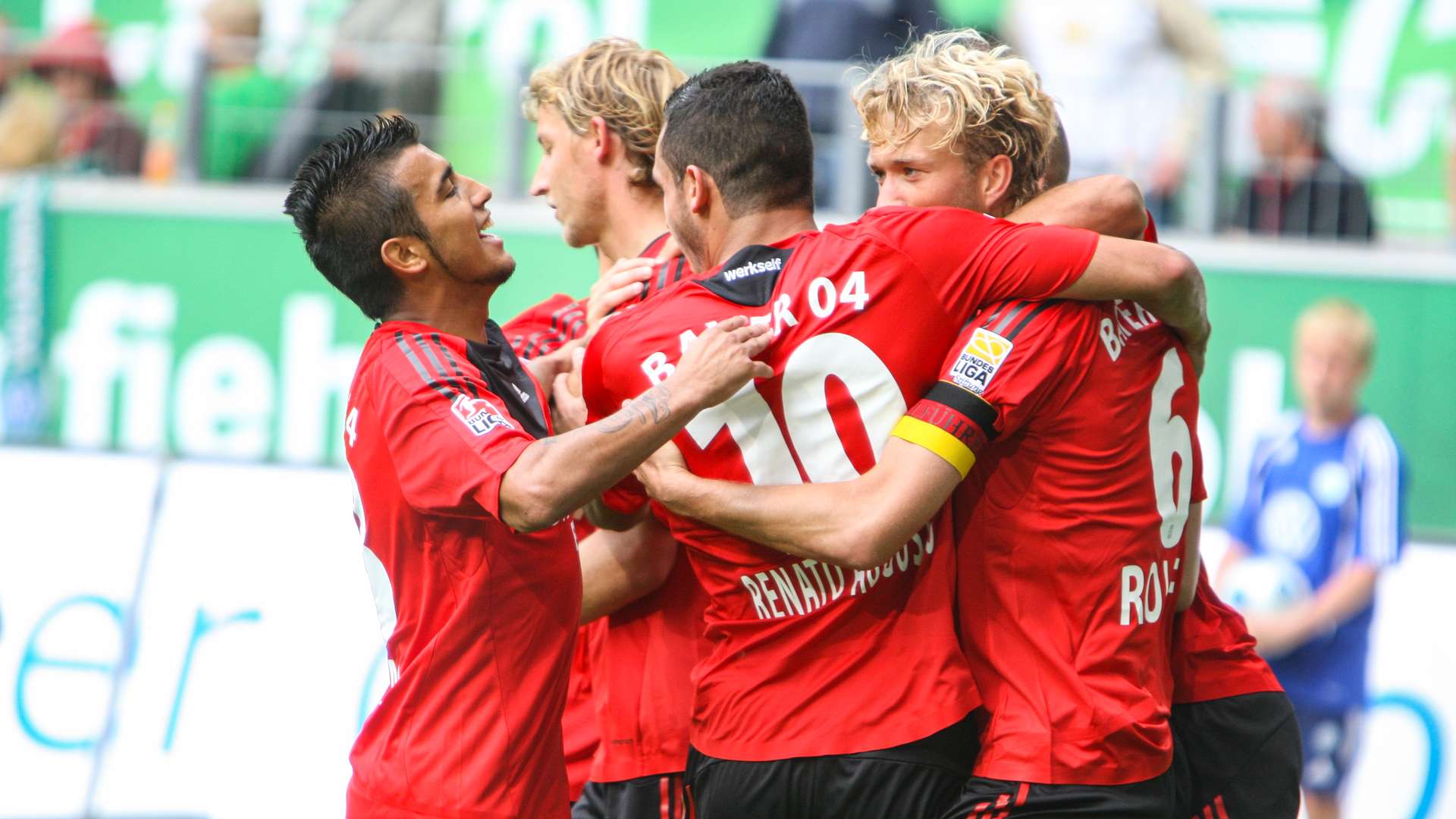 Werkself beim Torjubel