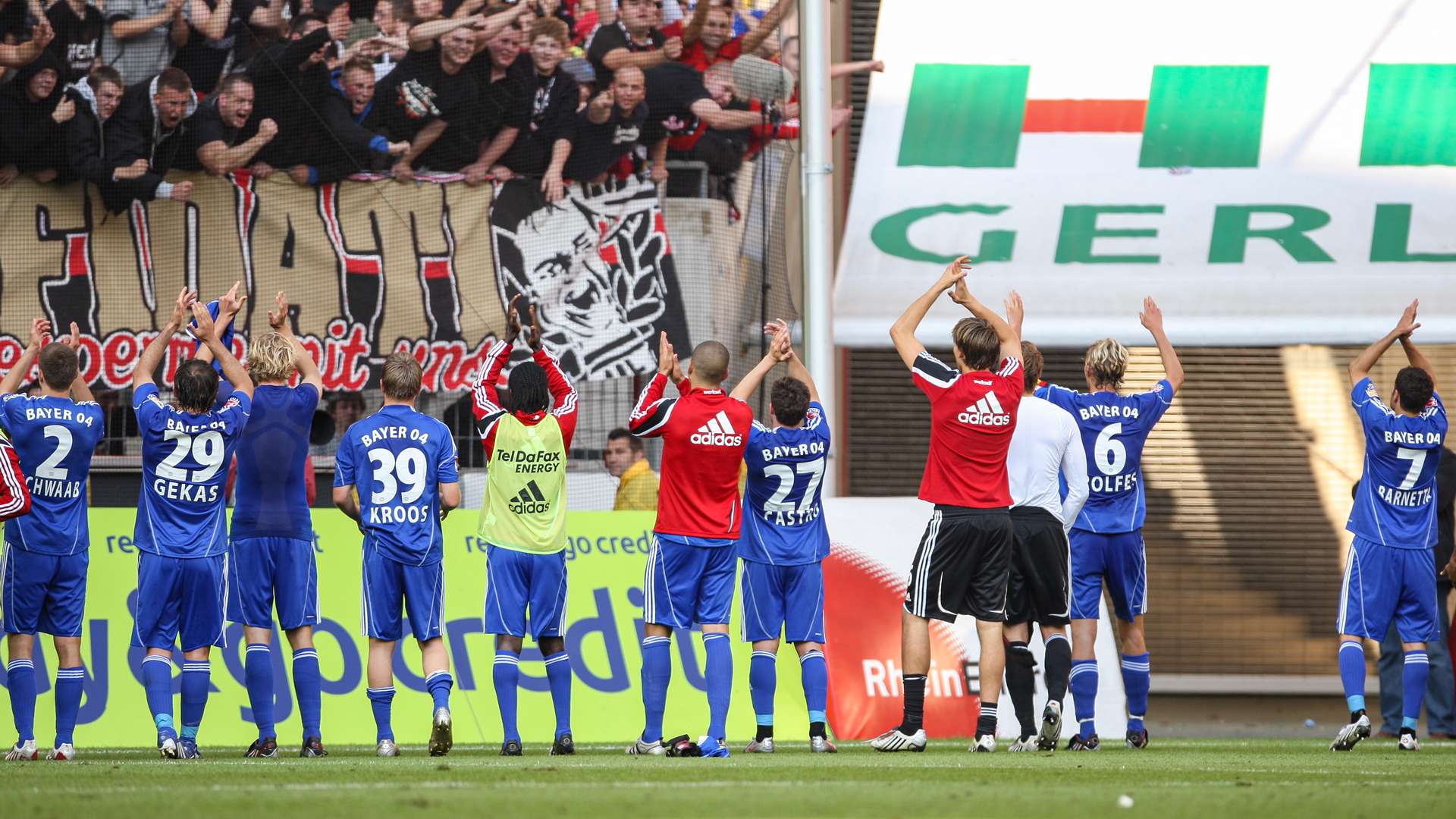 Werkself bedankt sich bei den Fans