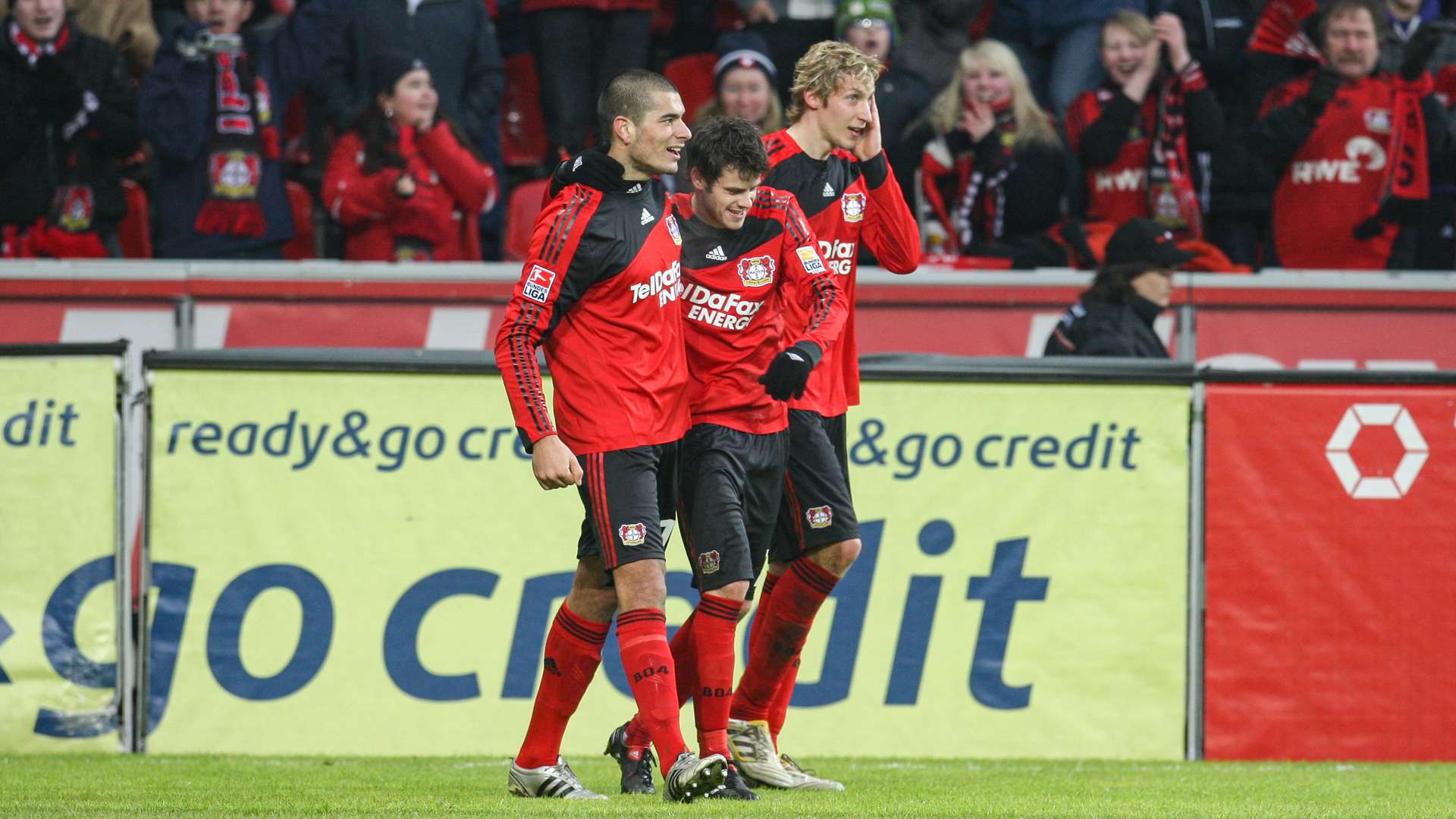 Werkself beim Torjubel