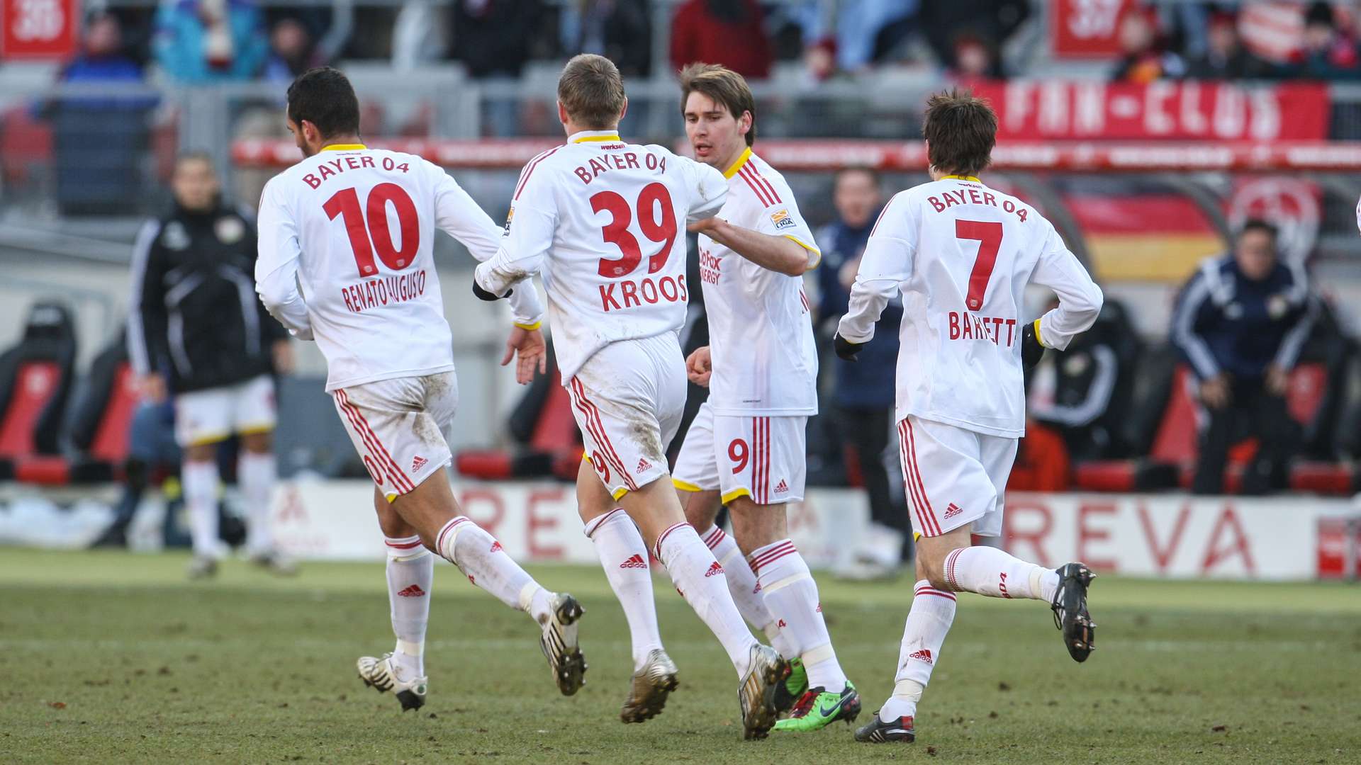 Werkself beim Torjubel