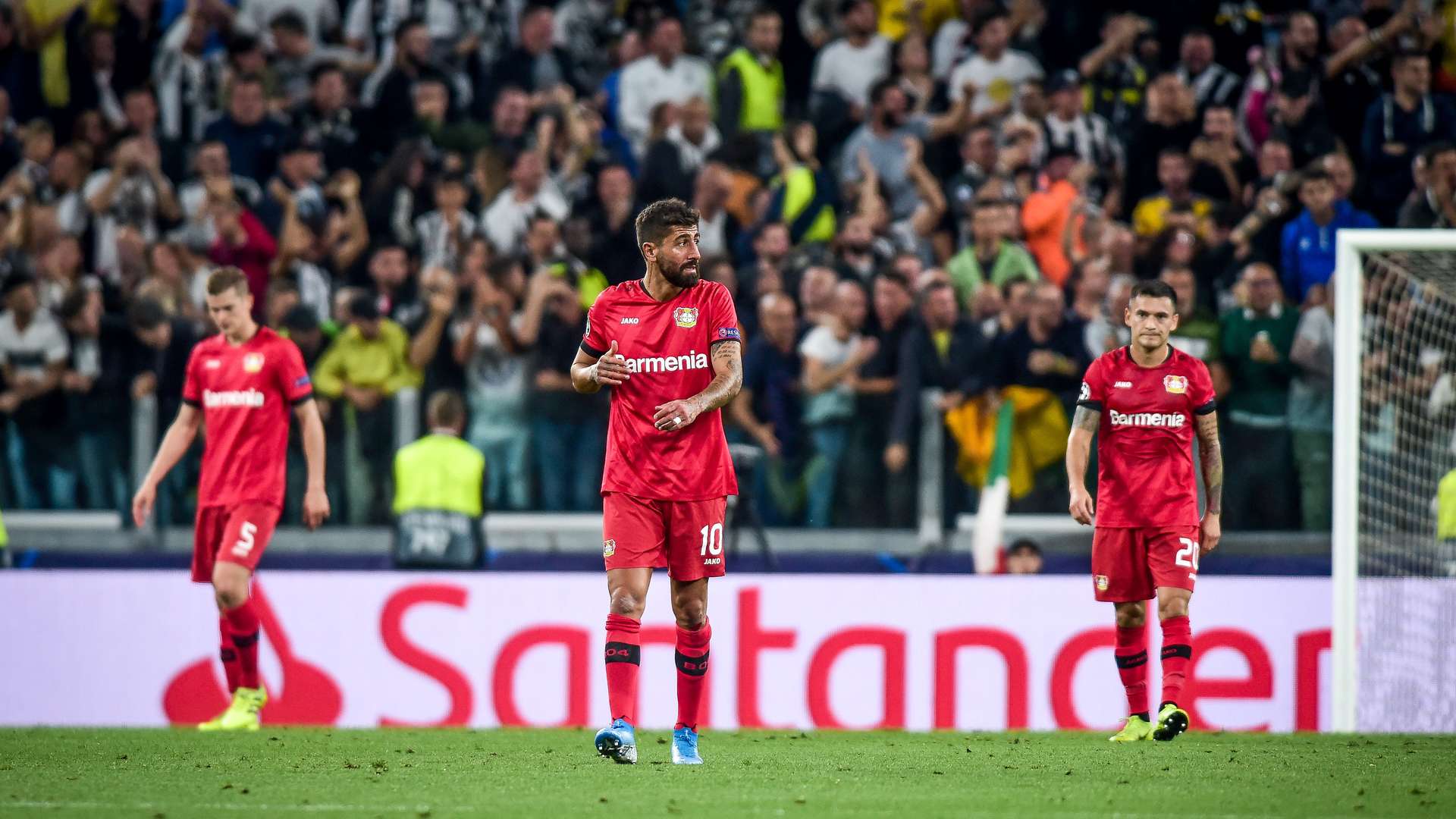 crop_2011001_B04_gegen_Juventus_Turin__Allianz_Stadium_63960.jpg
