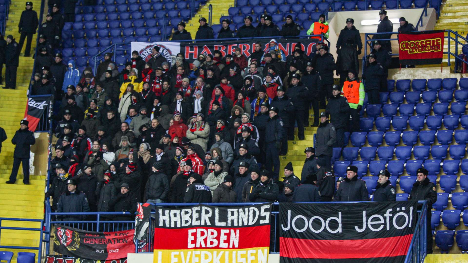 Bayer 04-Fans in Charkiw
