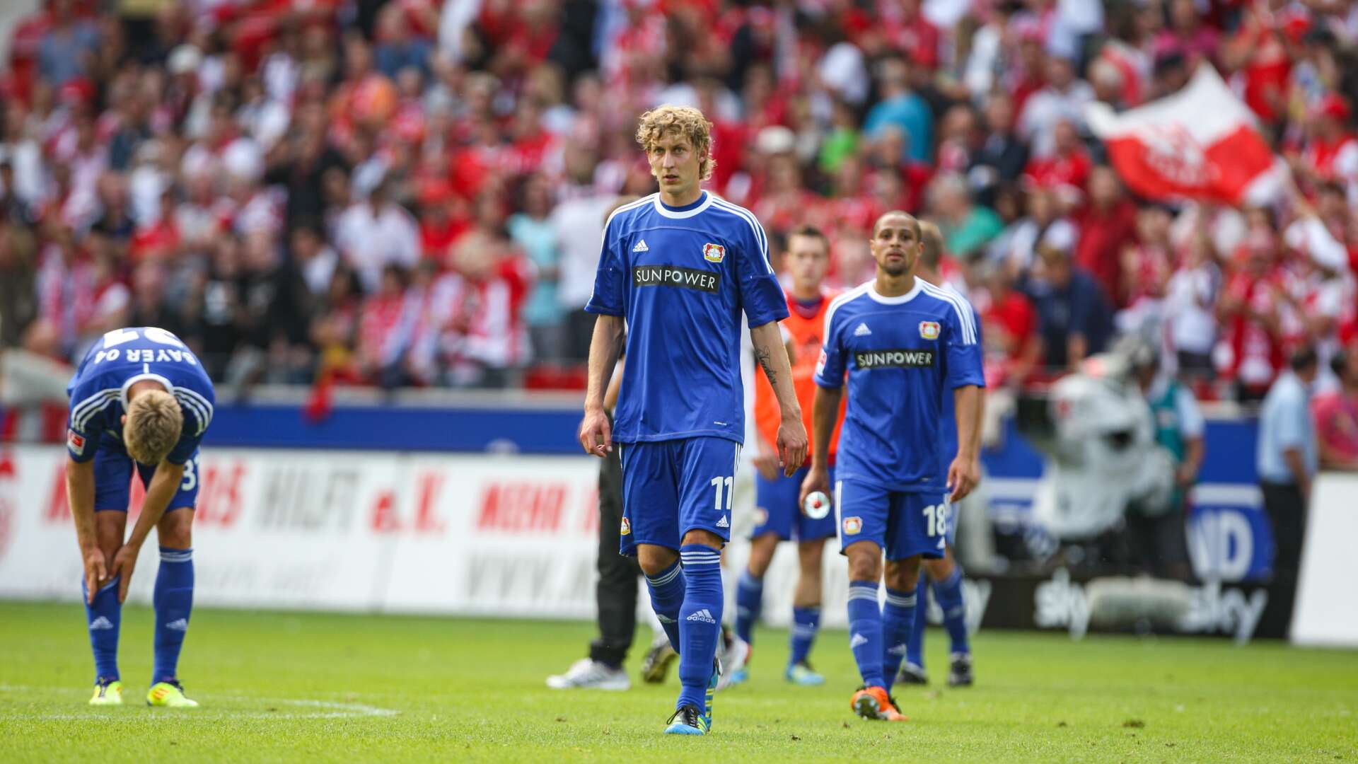 Werkself nach der Niederlage gegen Mainz