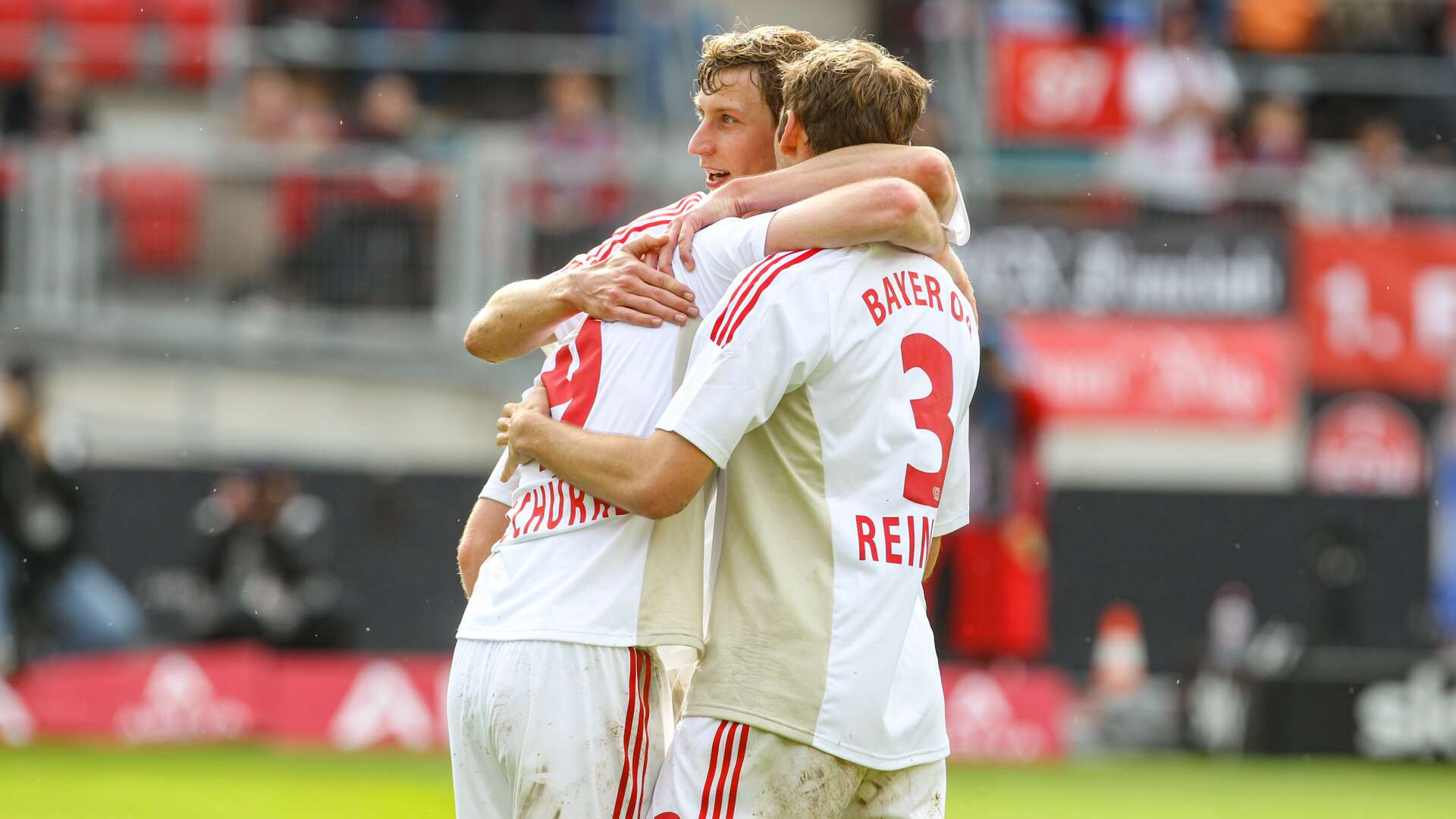 Werkself beim Torjubel