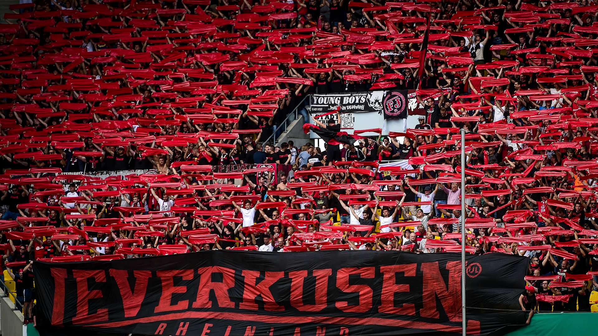crop_20190810_B04_gegen_Alemannia_Aachen_57986_Fans.jpg