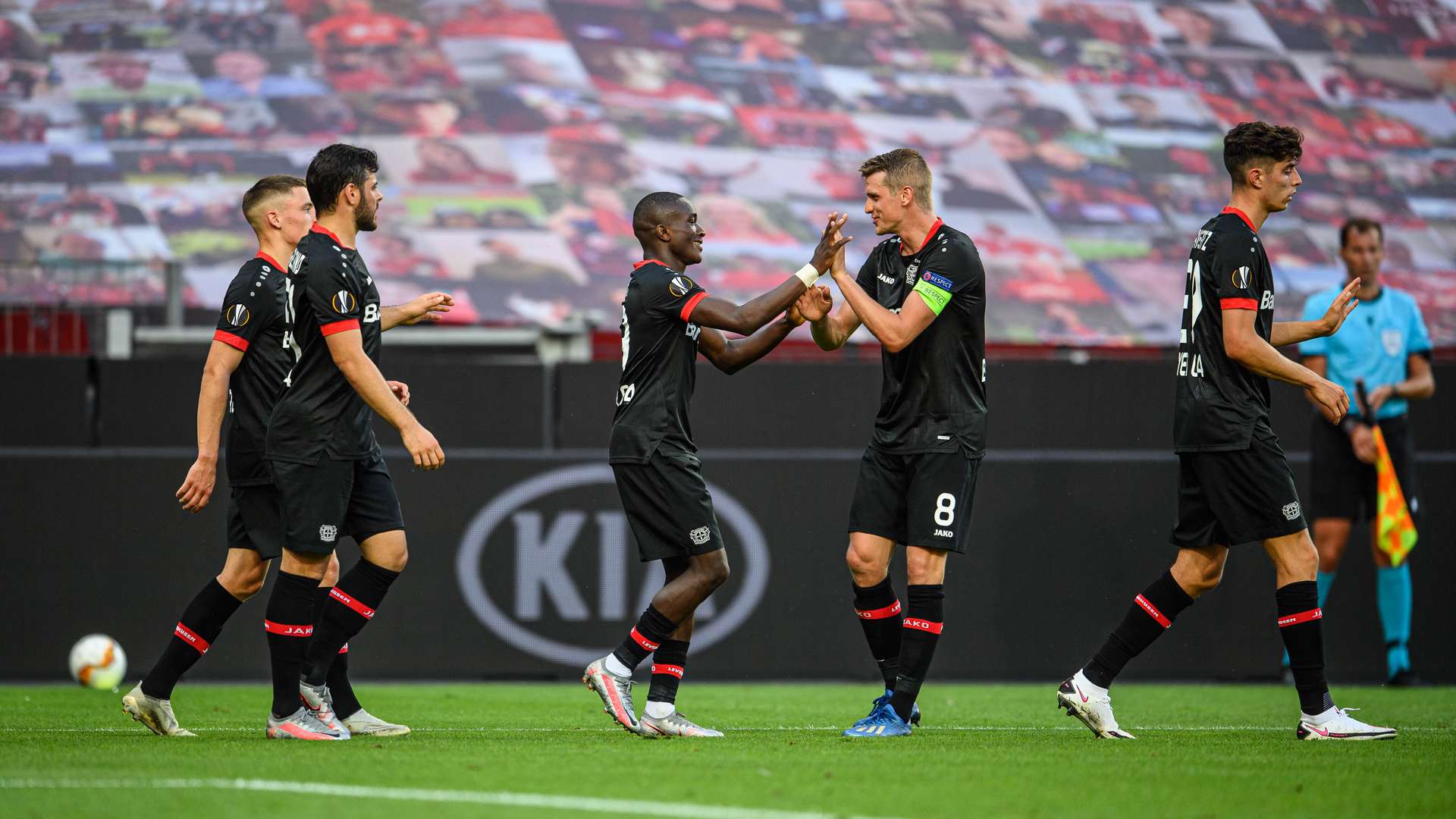 crop_20200806_JS_UEL_Leverkusen_Rangers_0681.jpg