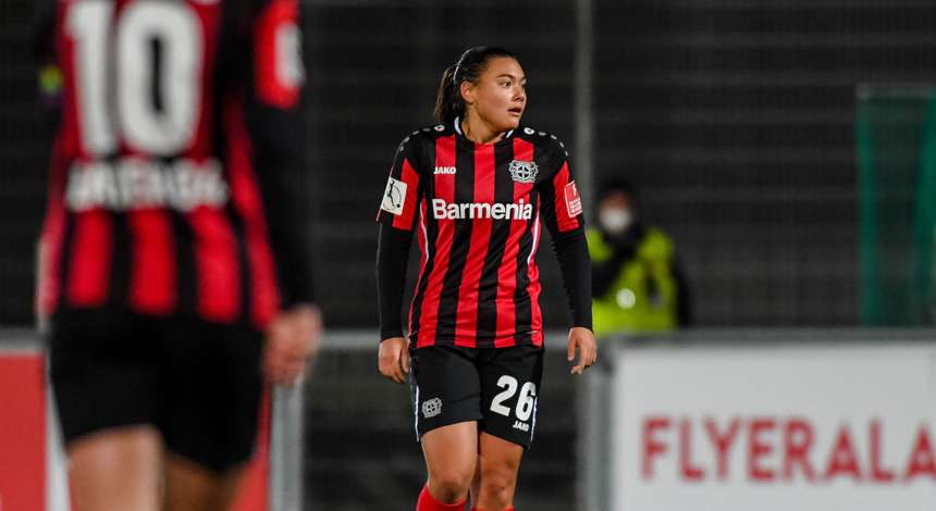 crop_20211121_B04_Frauen_gegen_Eintracht_Frankfurt_Frauen_25758.jpg