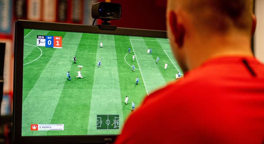crop_20220111_NB_B04_ESports_Bundesliga_27510.jpg