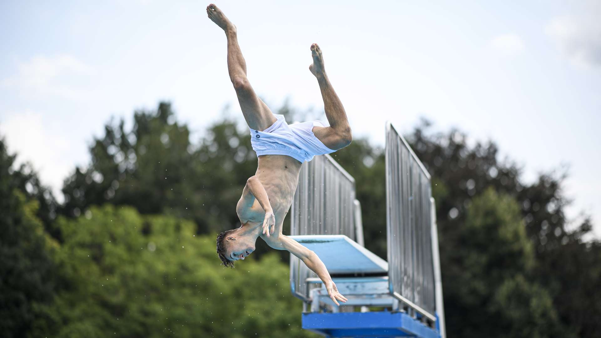 crop_20220805_FS_U17TL_43361.jpg