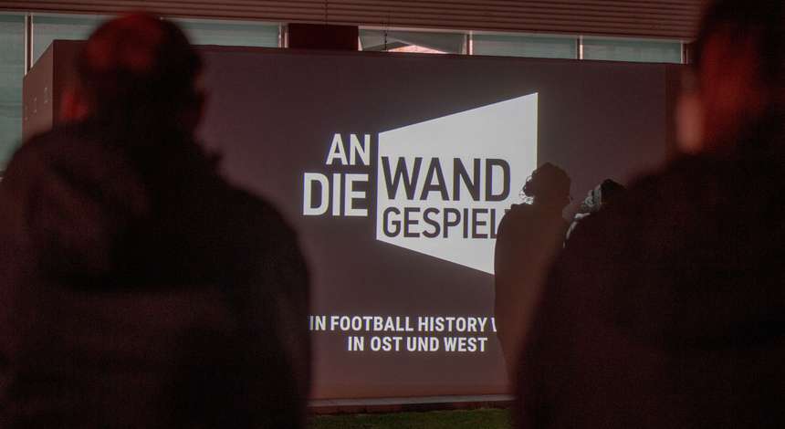 crop_20220929_NB_Fussball_History_Walk_52809.jpg