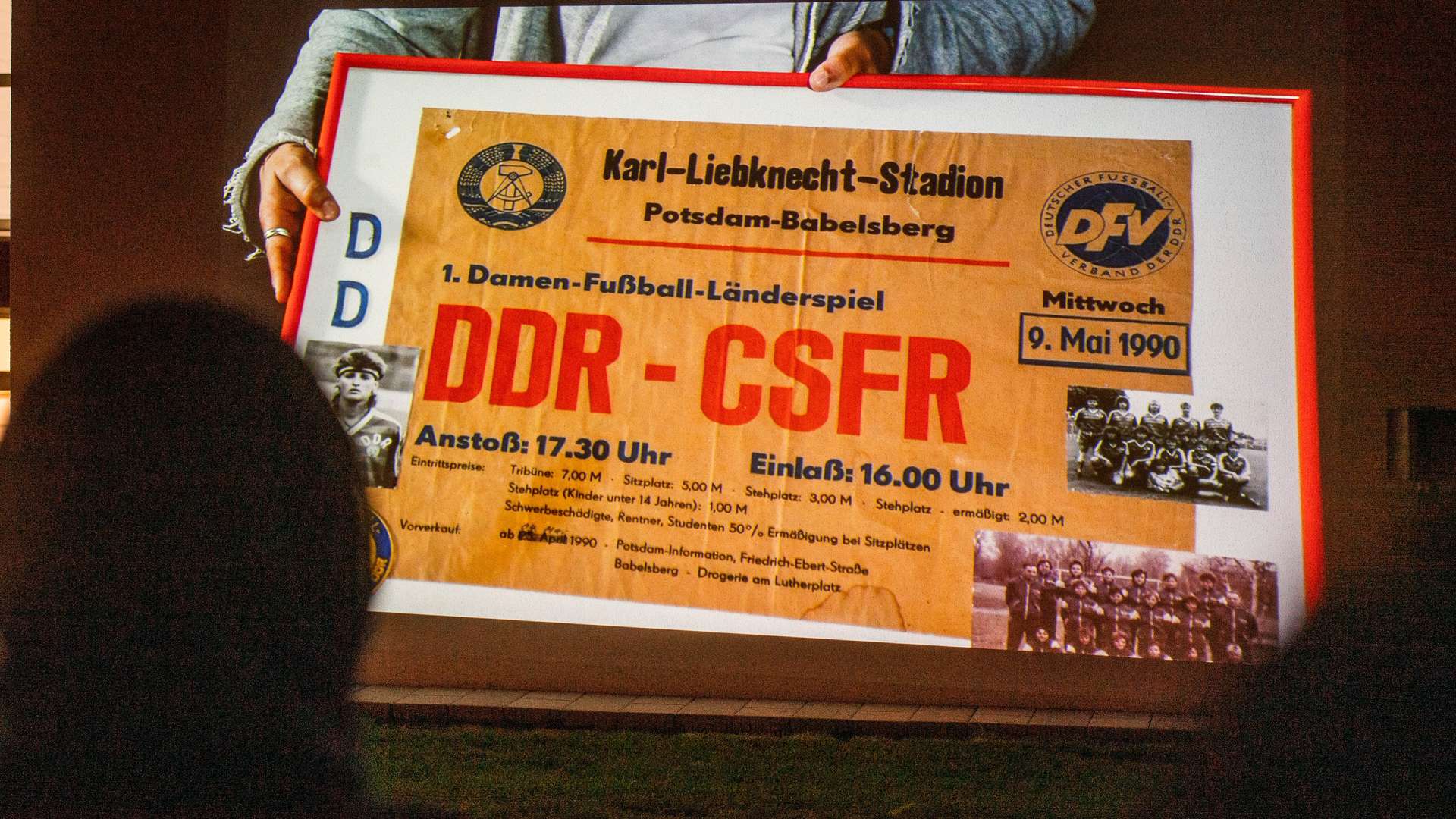 crop_20220929_NB_Fussball_History_Walk_52811.jpg
