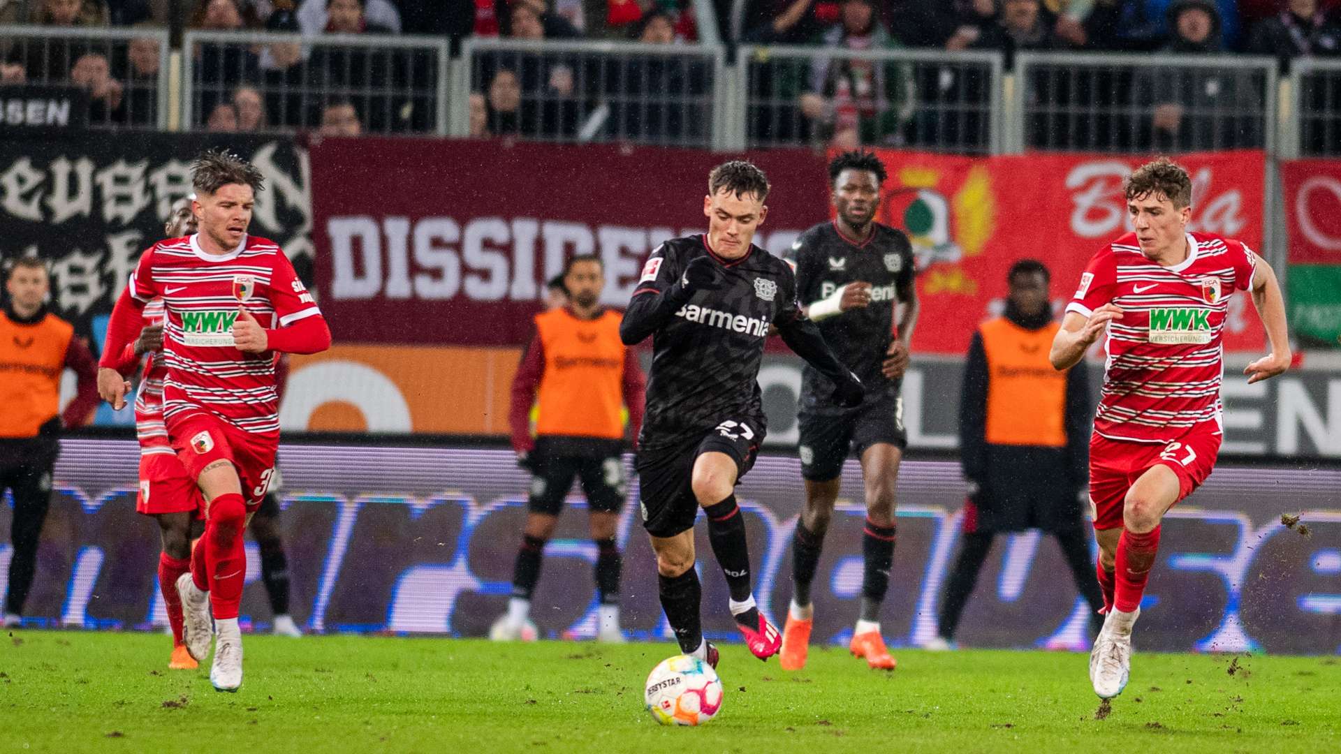 crop_20230203_NB_B04_vs_Augsburg_62065.jpg