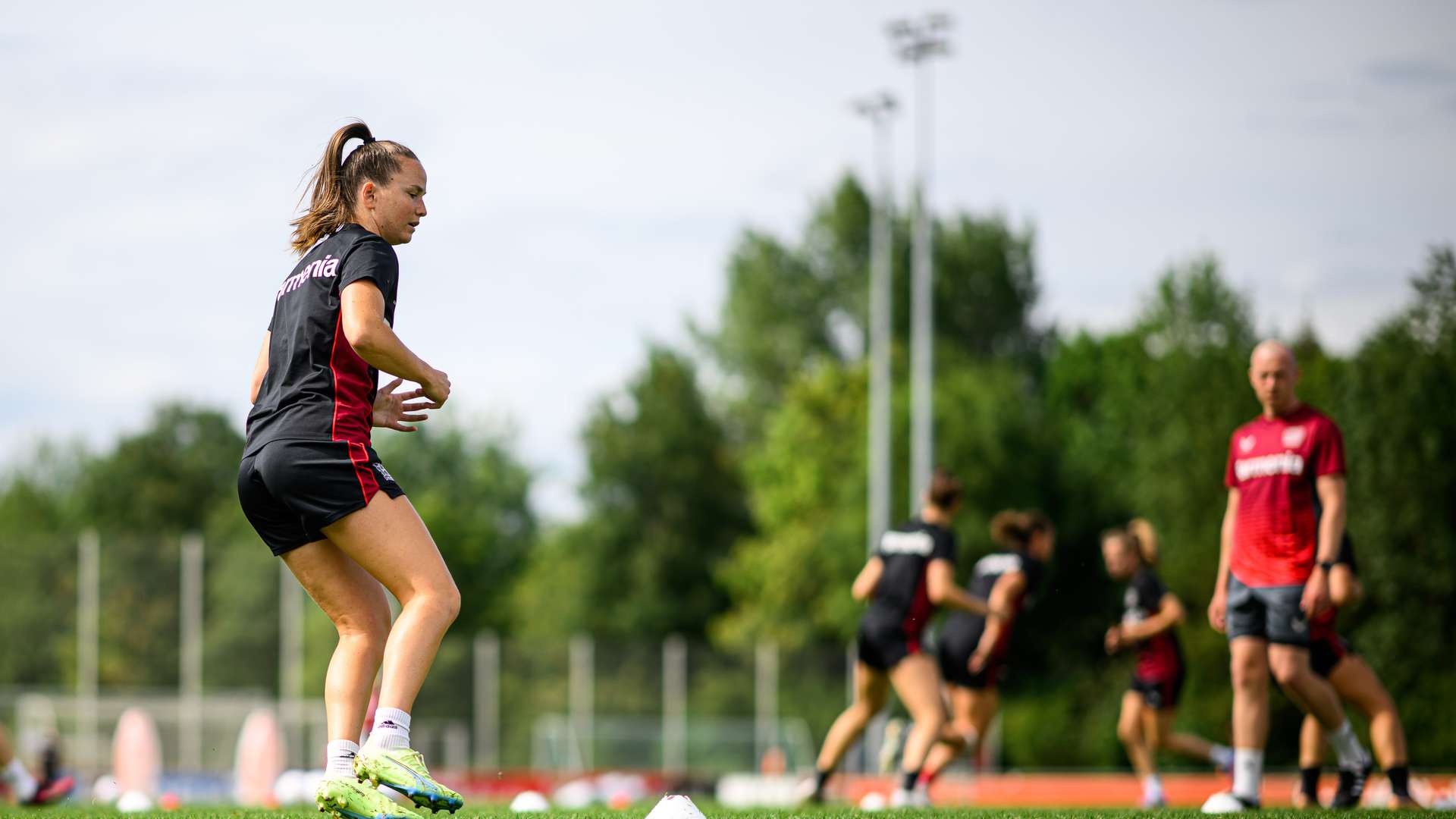 crop_20230619_JS_Trainingsauftakt_Frauen_0486.jpg