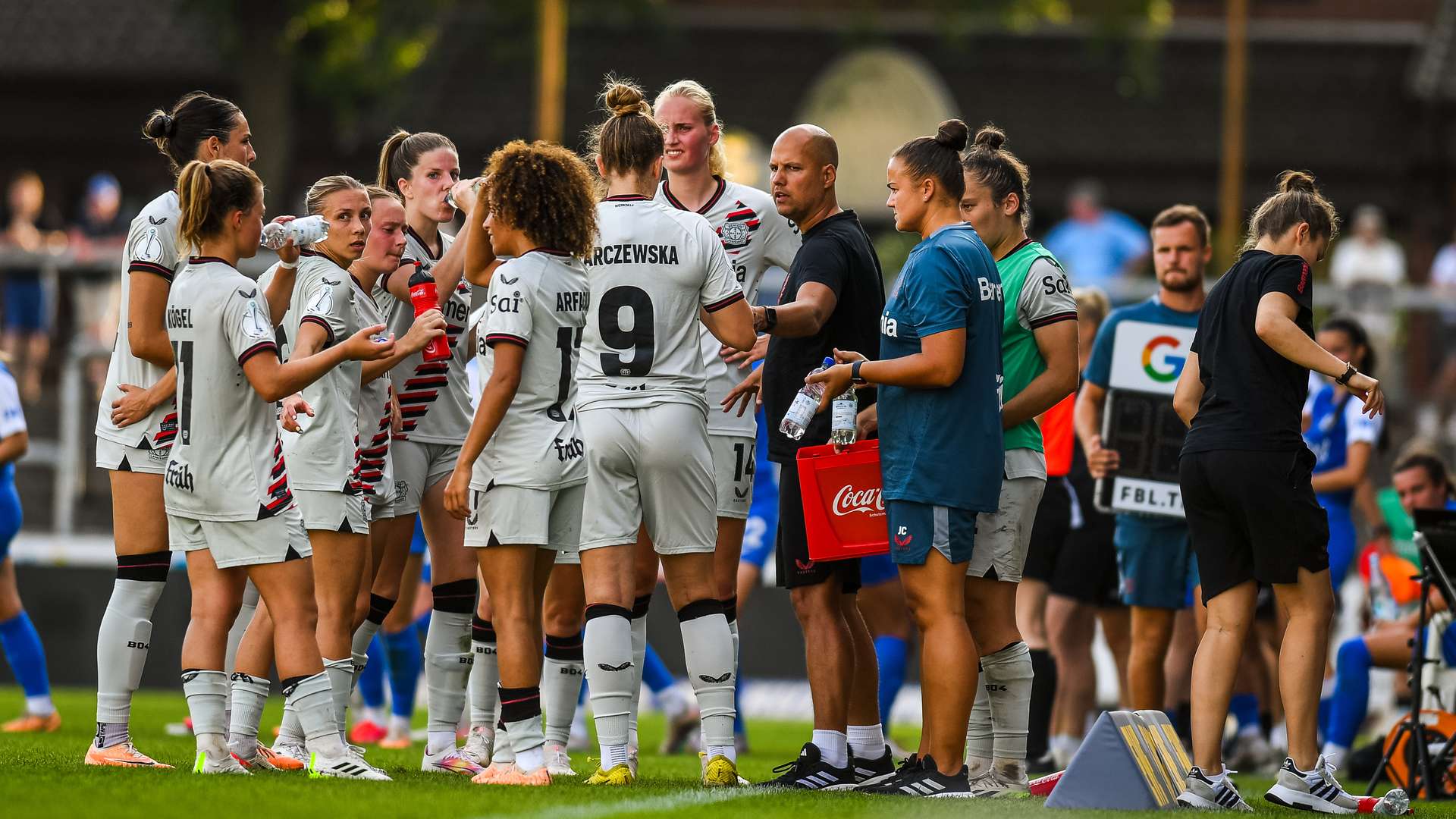 Die Bayer 04-Frauen