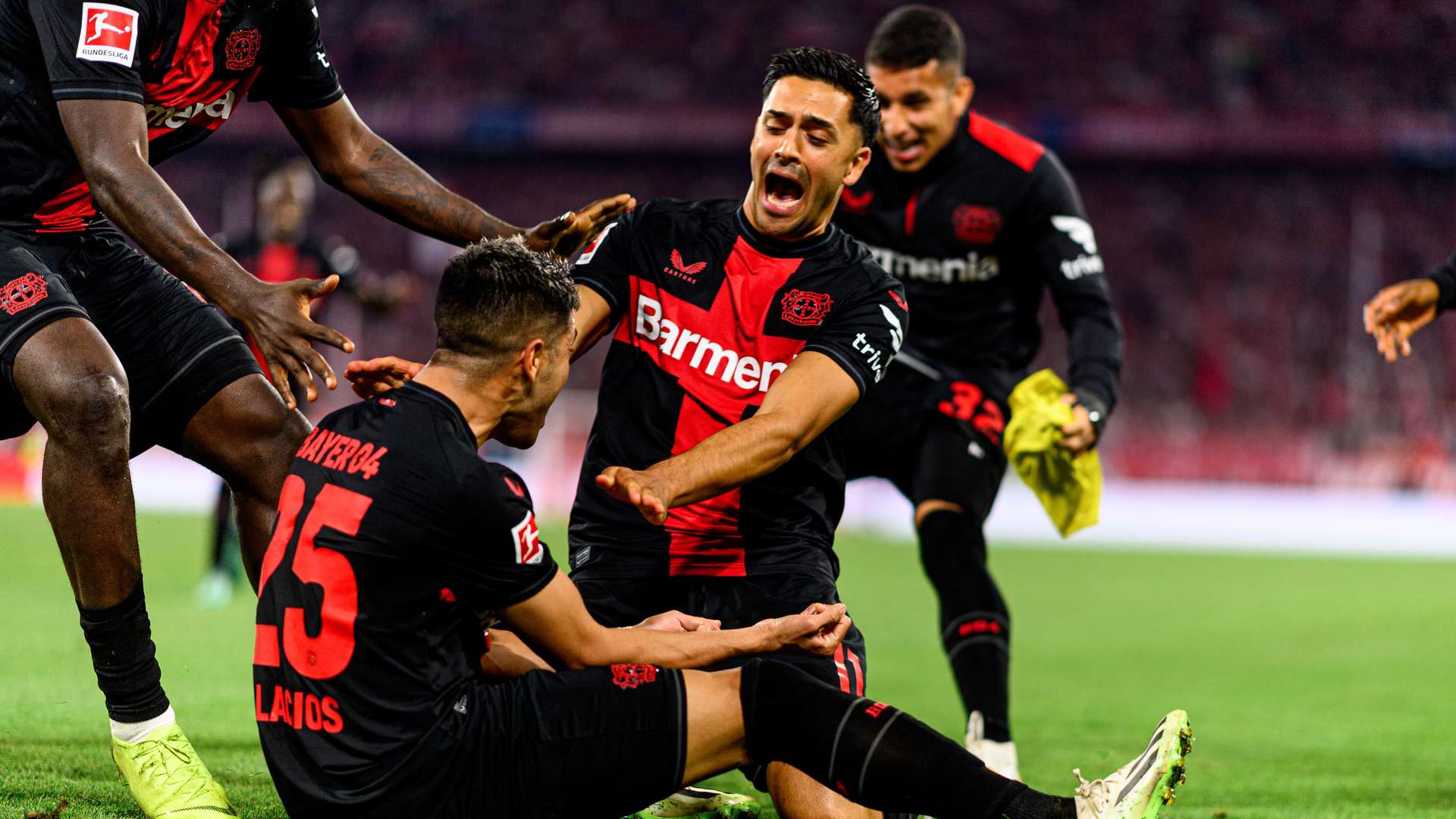 Exequiel Palacios gegen den FC Bayern München