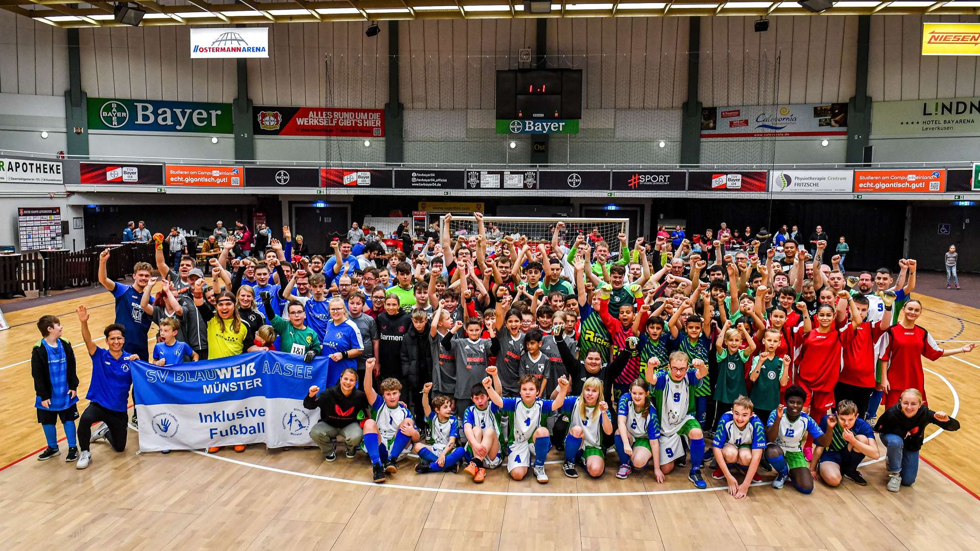 Einfach Fußball in der Ostermann Arena