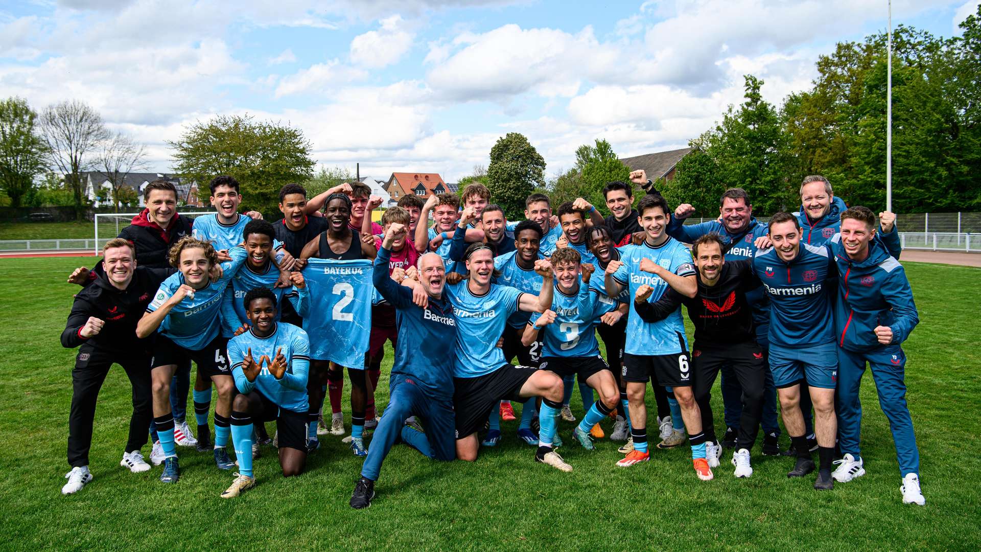 U17 ist ungeschlagener Meister der B-Junioren-Bundesliga West