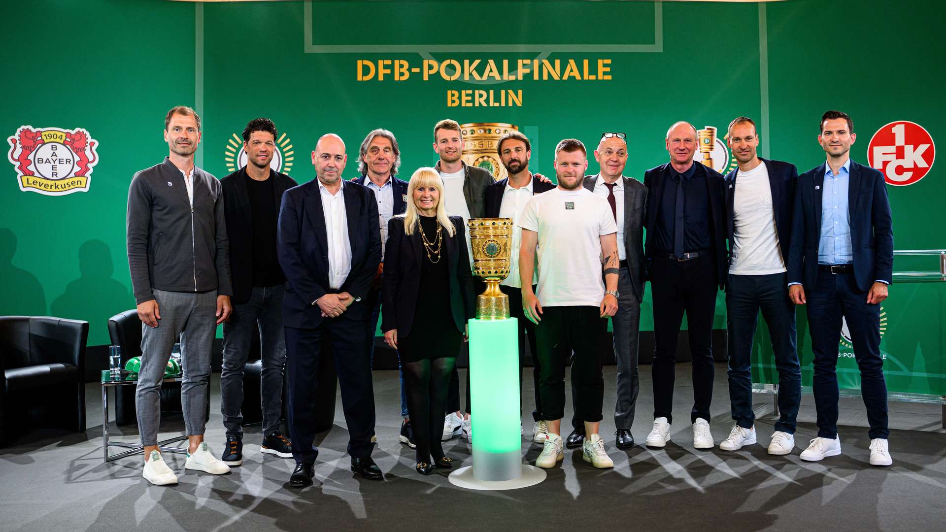 „Cup Handover“ in Berlin