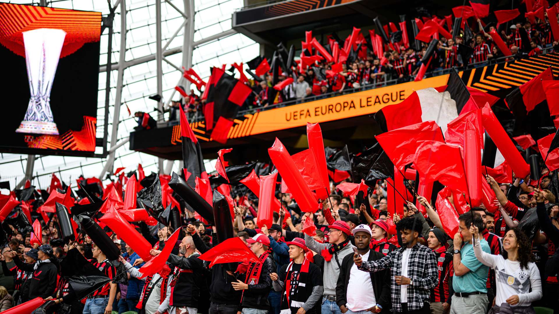 Bayer 04 fans in the Dublin Arena