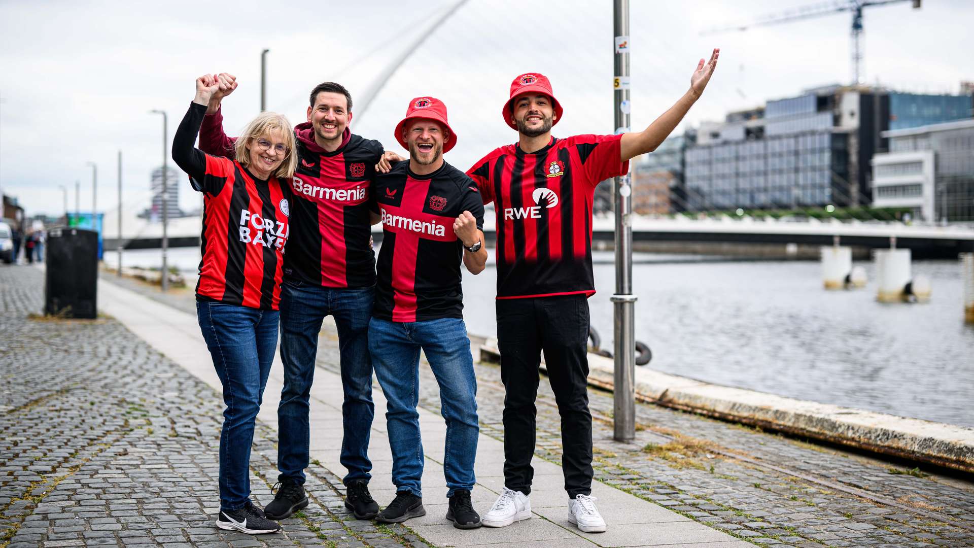 Bayer 04-Fans in Dublin