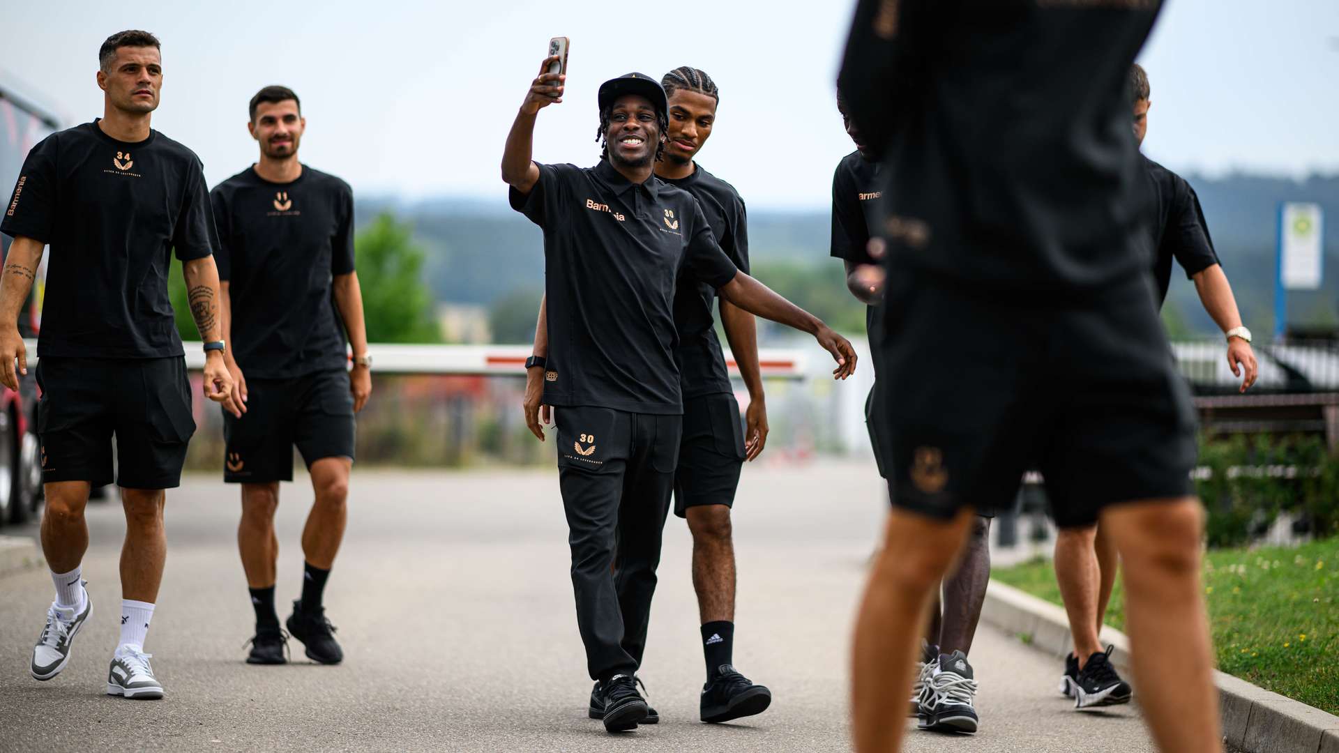 Frimpong vor dem Turm