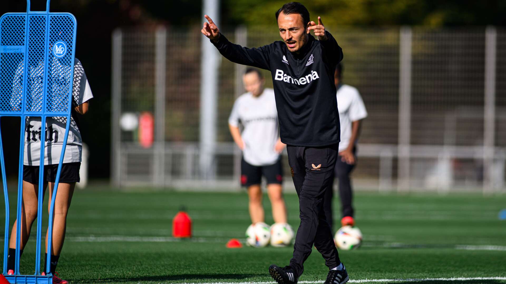 Frauen: Bayer 04 verlängert mit Co Trainer Remzi Kahraman Bayer04 de Frauen: Bayer 04 verlängert mit Co Trainer Remzi Kahraman Bayer04 de