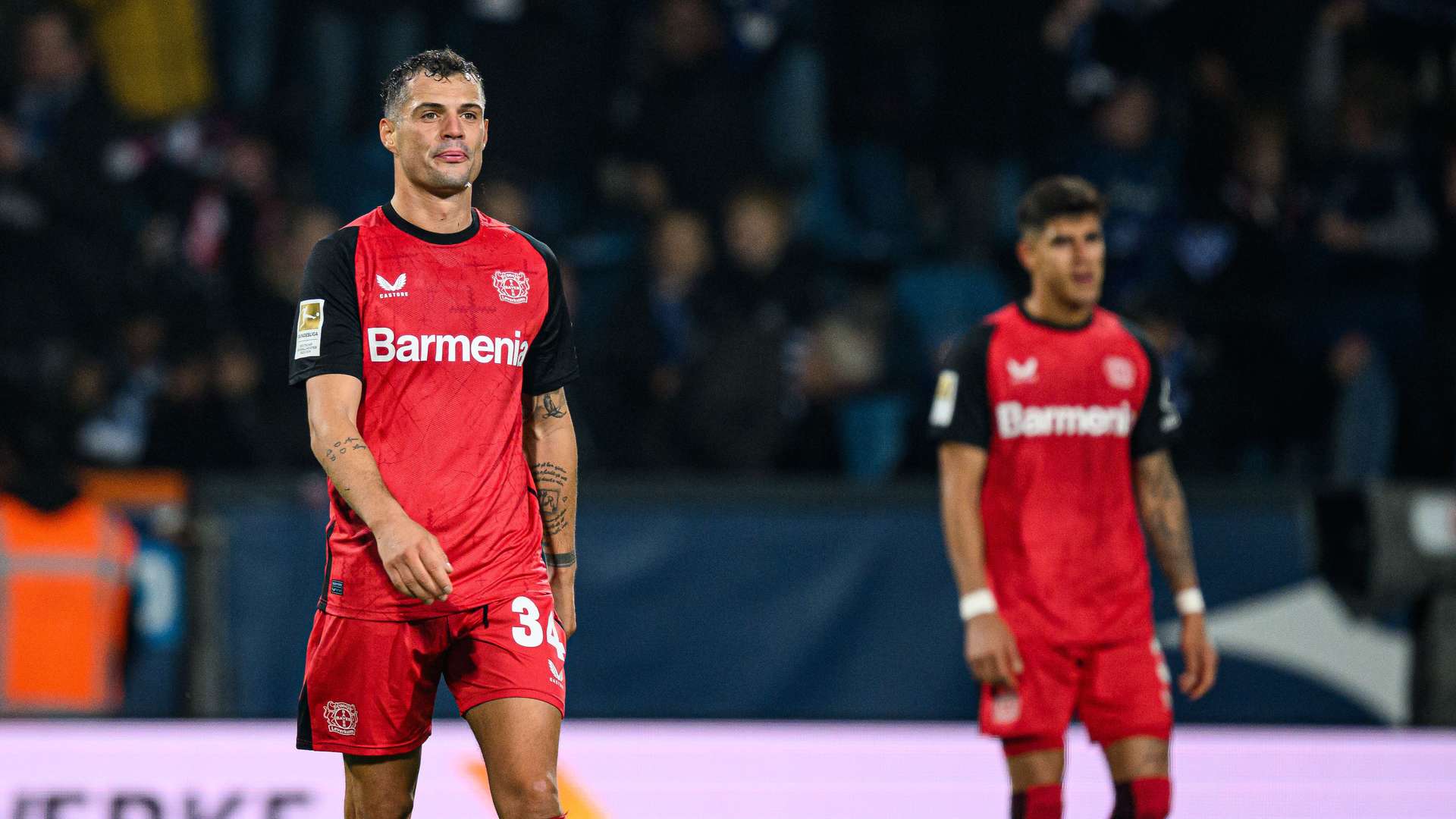 Granit Xhaka und Piero Hincapie