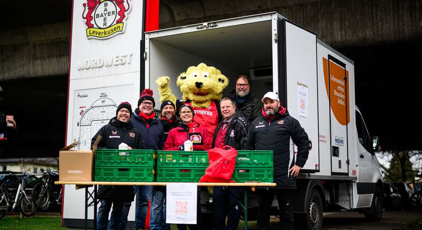 Spendensammlung für die Tafel Leverkusen