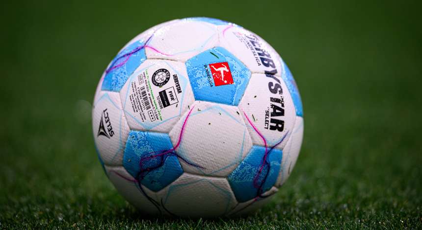 Bundesliga ball