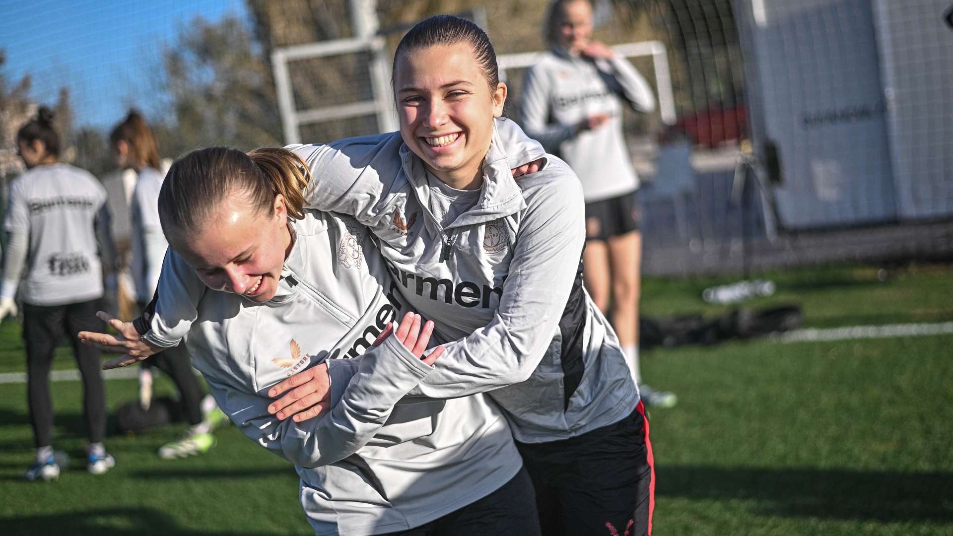 Paula Schwartze und Jana Lindner