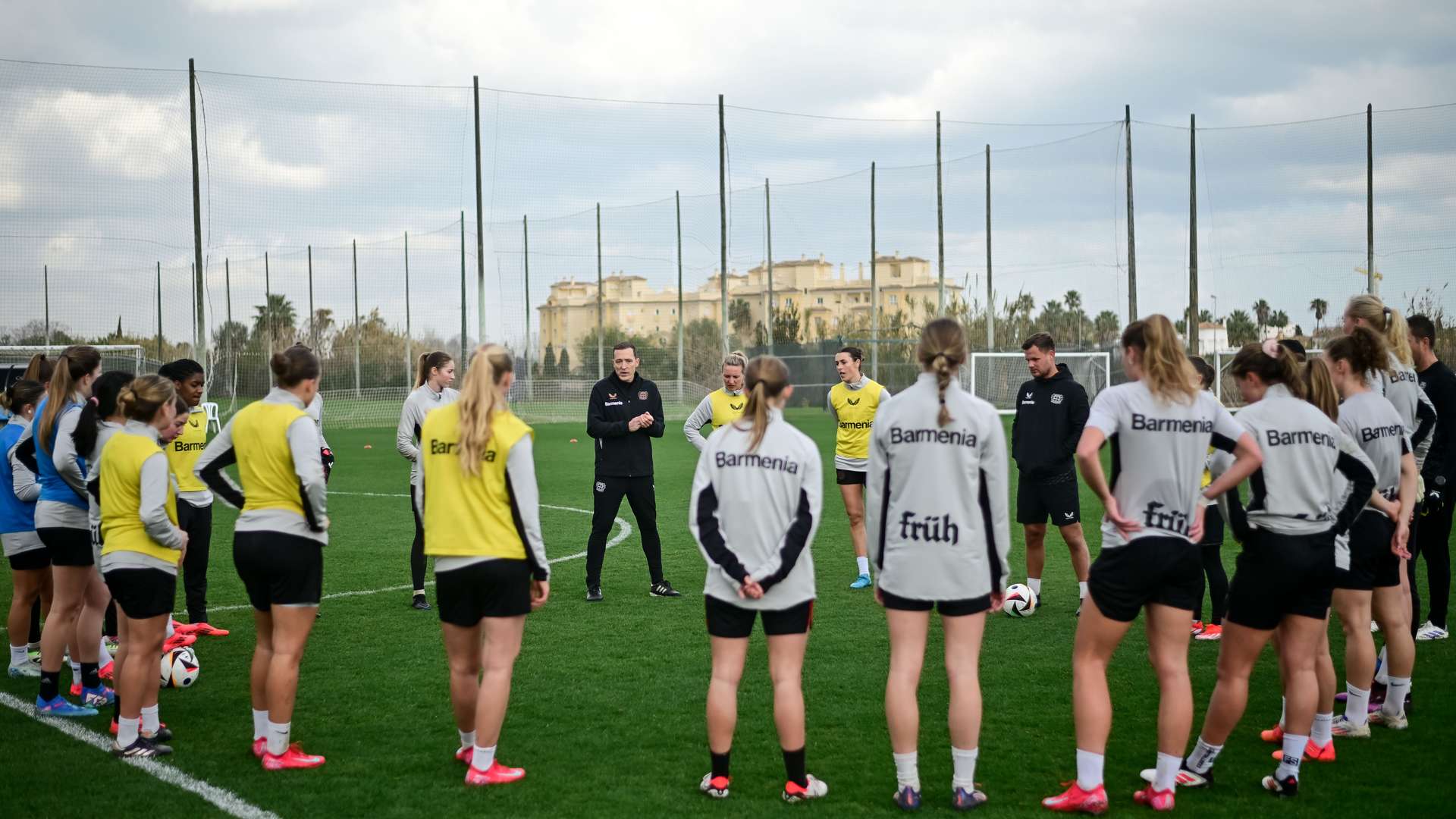 Mannschaftskreis im Training