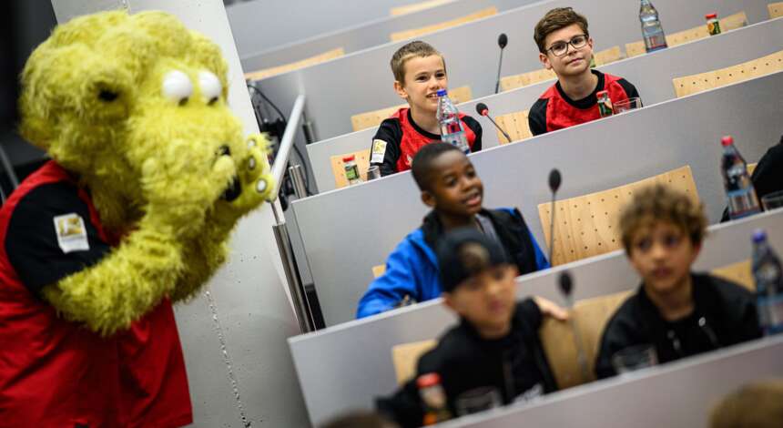 Brian the Lion auf der BarmeniaGothaer Kids-PK