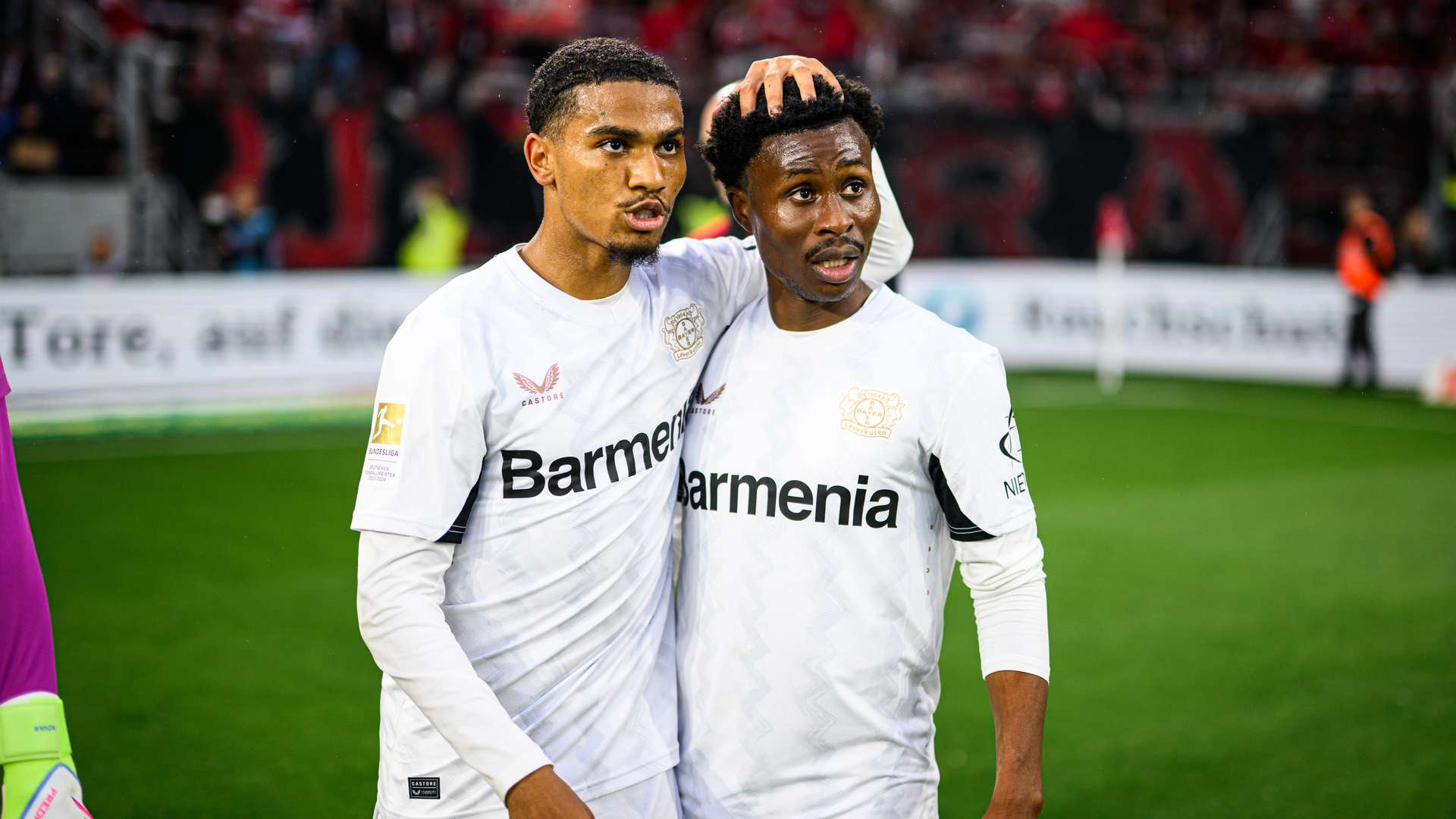Amine Adli und Nathan Tella