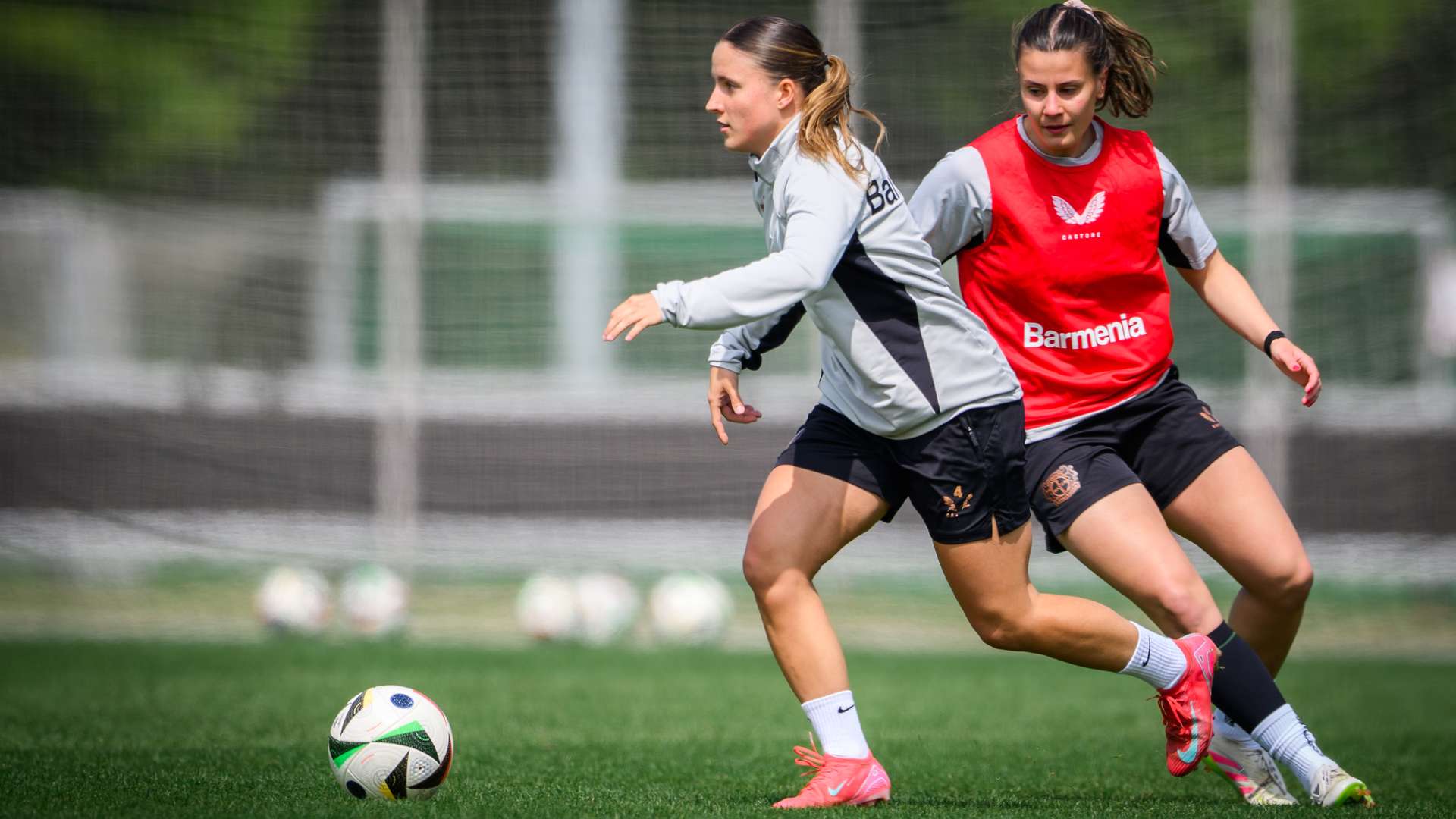 Estrella Merino Gonzalez am Ball