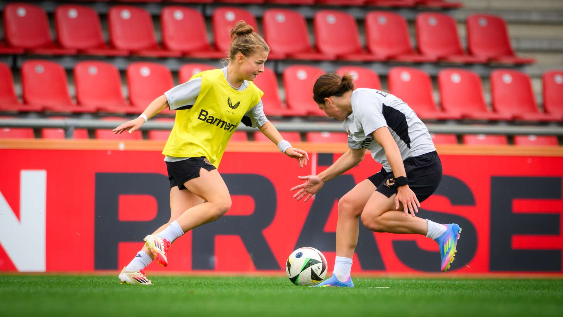 Kristin Kögel und Ruby Grant