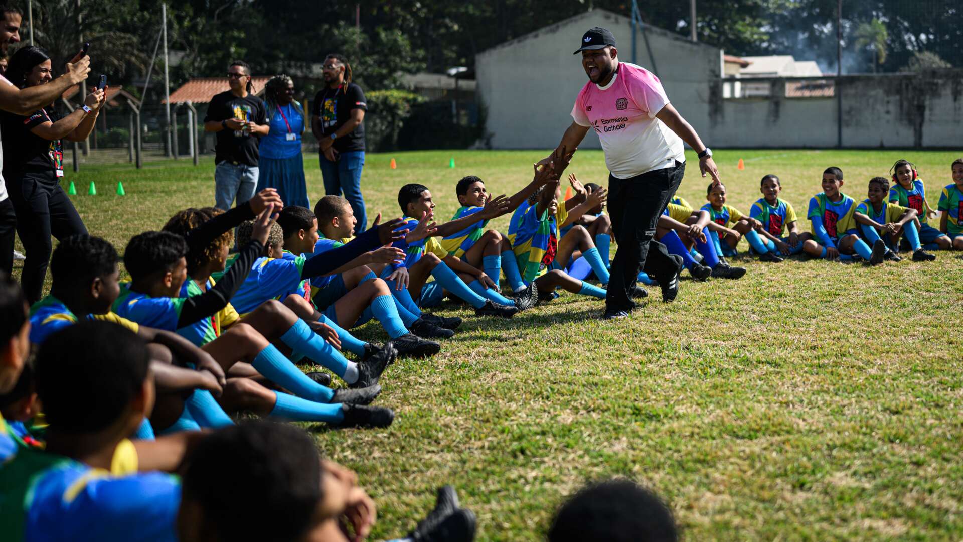 Besuch Fußballschule der Bayer AG