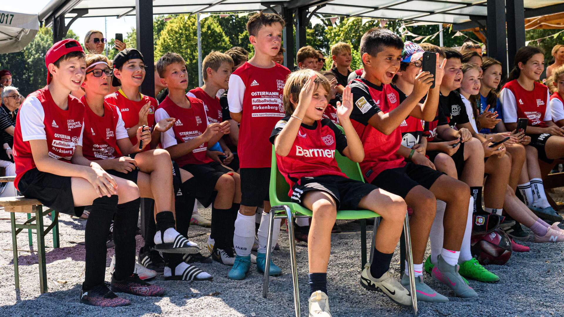 Nathan Tella bei der Fußballschule Birkenberg