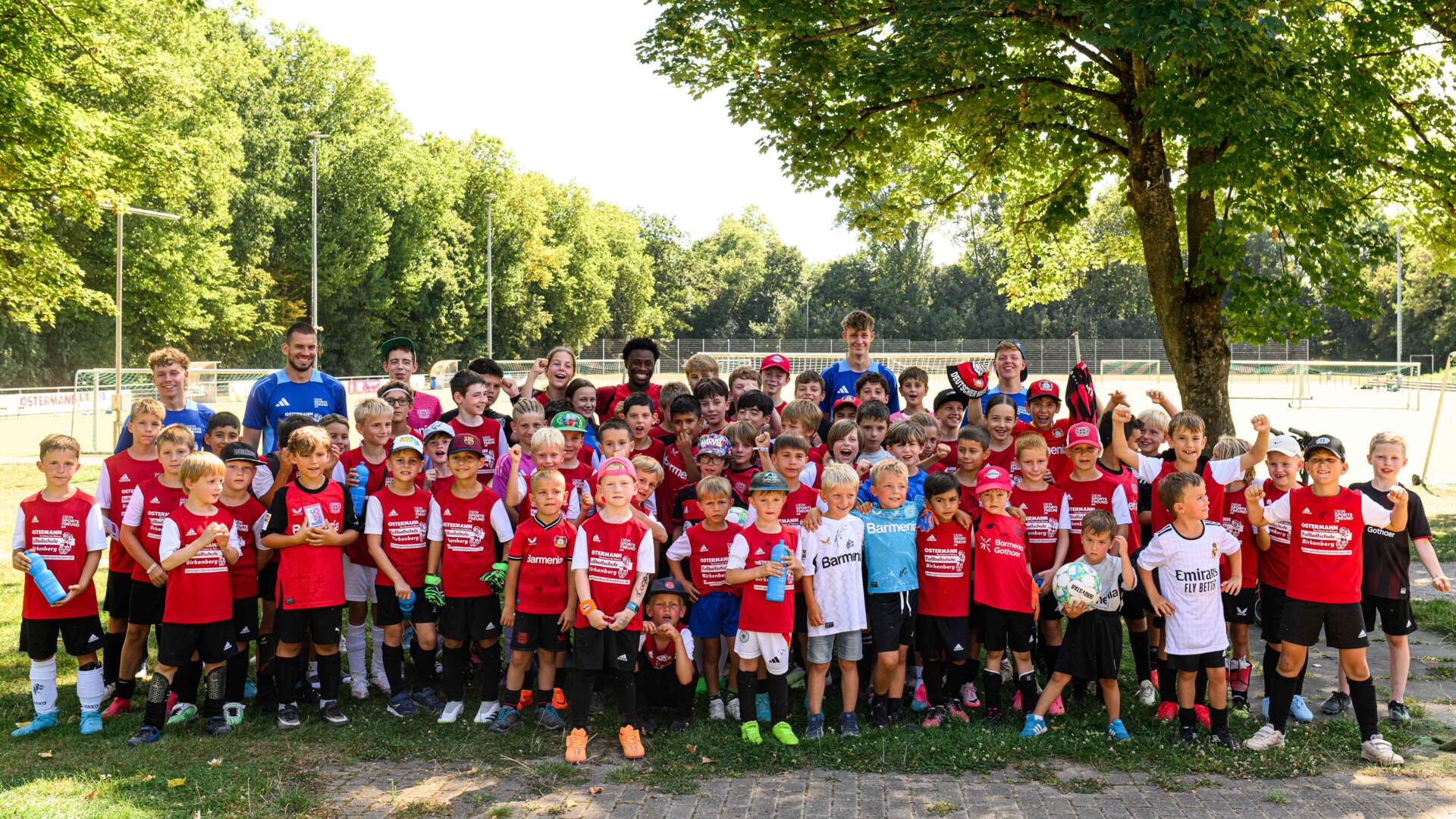 Nathan Tella bei der Fußballschule Birkenberg